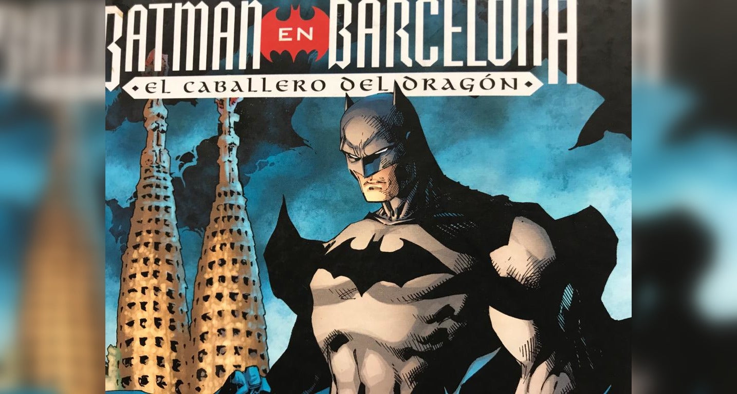 La portada del còmic de Batman i la Sagrada Família de fons / Q.S.