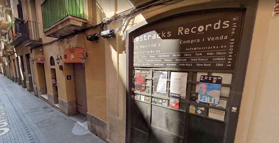 La Guàrdia Urbana clausura un local de Gràcia i posa 57 multes / Google Street View