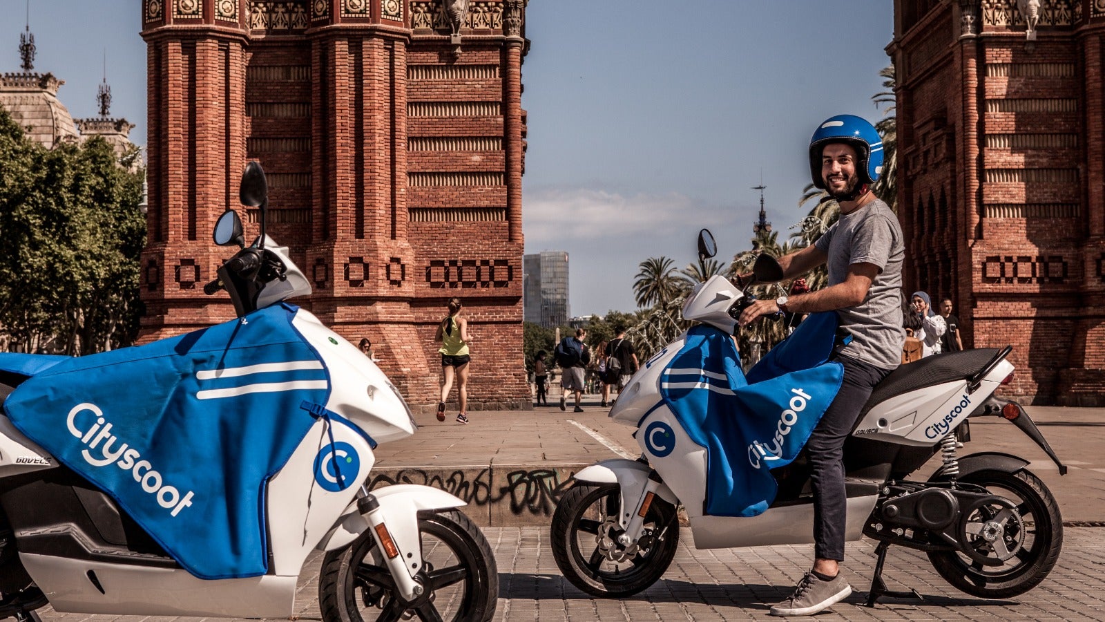 Les motos elèctriques i compartides de Cityscoot han arribat a Barcelona aquest estiu / Cityscoot