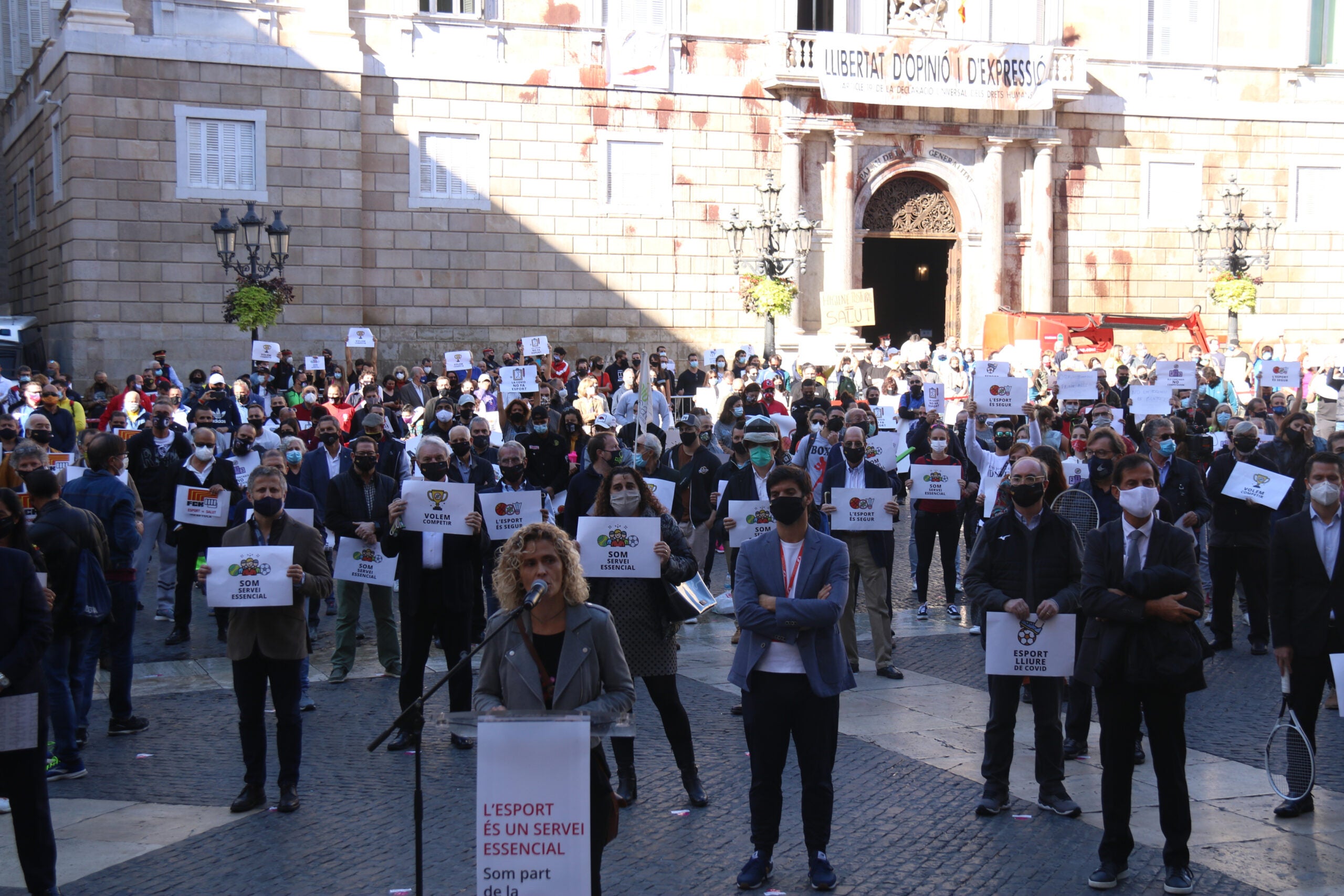 Concentració del sector de l'esport a Barcelona davant del Palau de la Generalitat / ACN - Mariona Puig