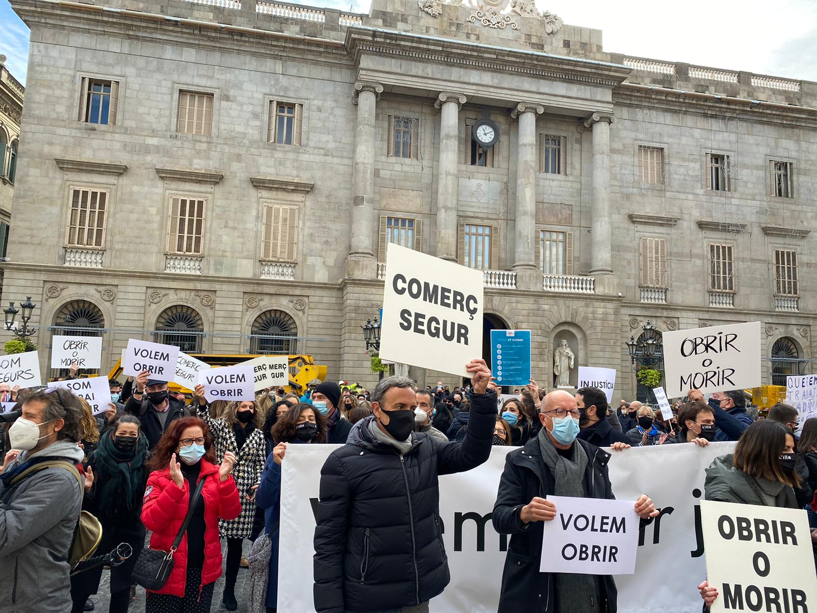 Els centres comercials protesten per les restriccions per la Covid-19 / Barcelona Oberta