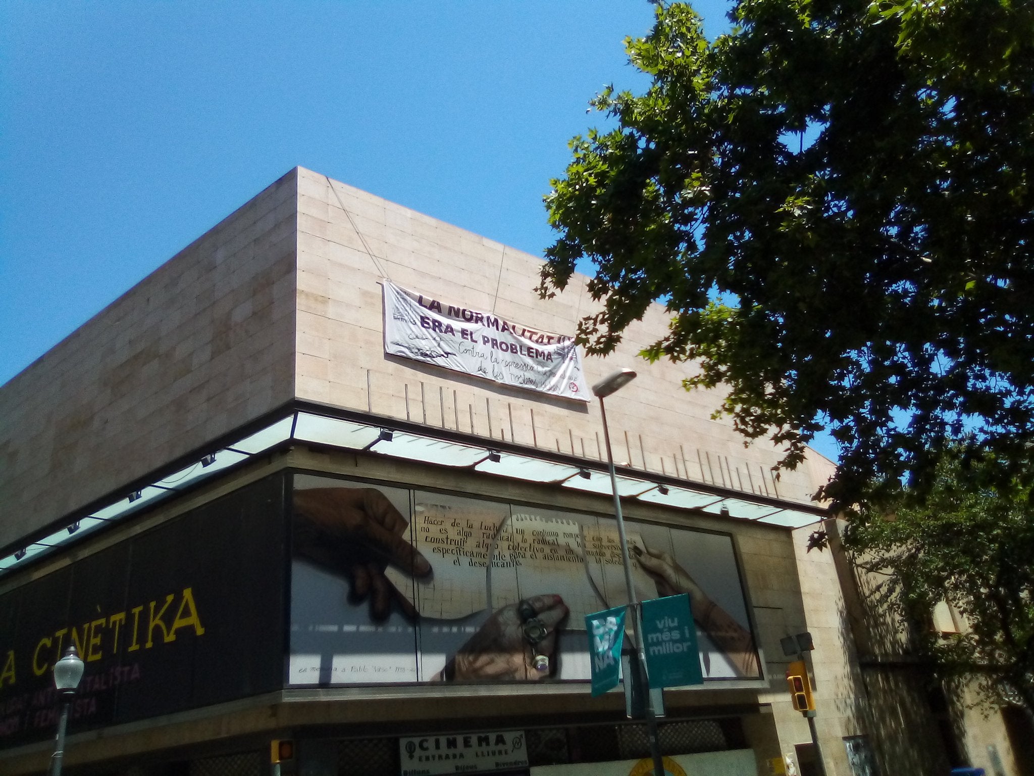 L'edifici on es troba la Cinètika / La Cinètika