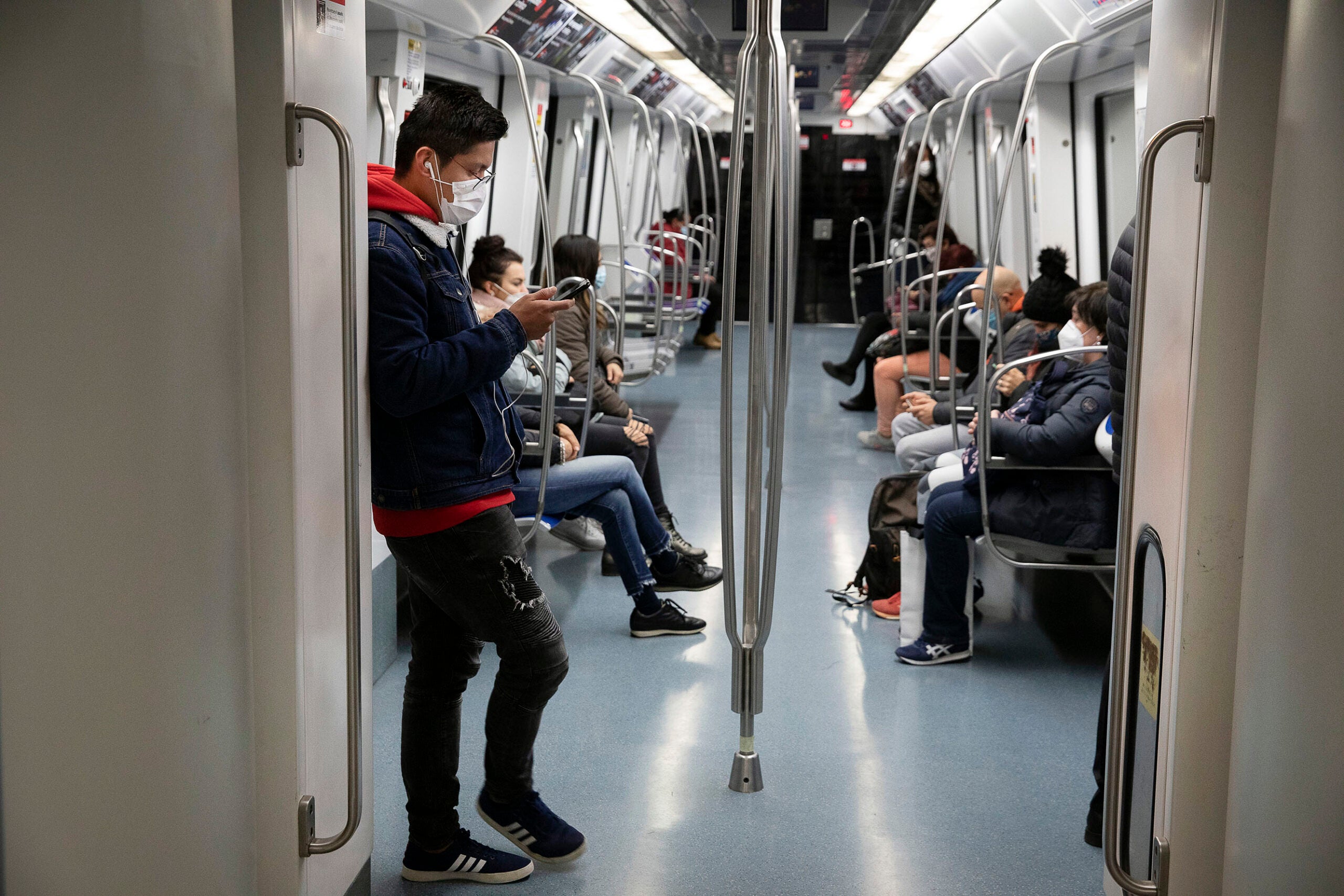 Obres a Rodalies. Accés al Metro a l'estació de Sants / Jordi Play