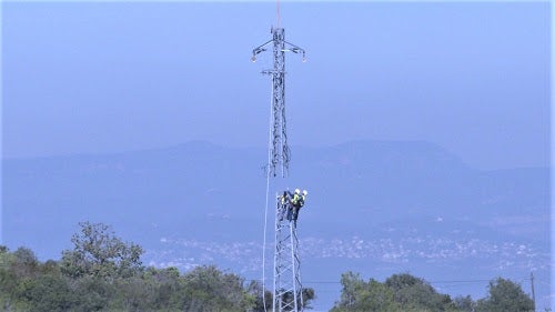 En tres anys Endesa ha eliminat el 25% de les línies elèctriques que travessen Collserola / Endesa