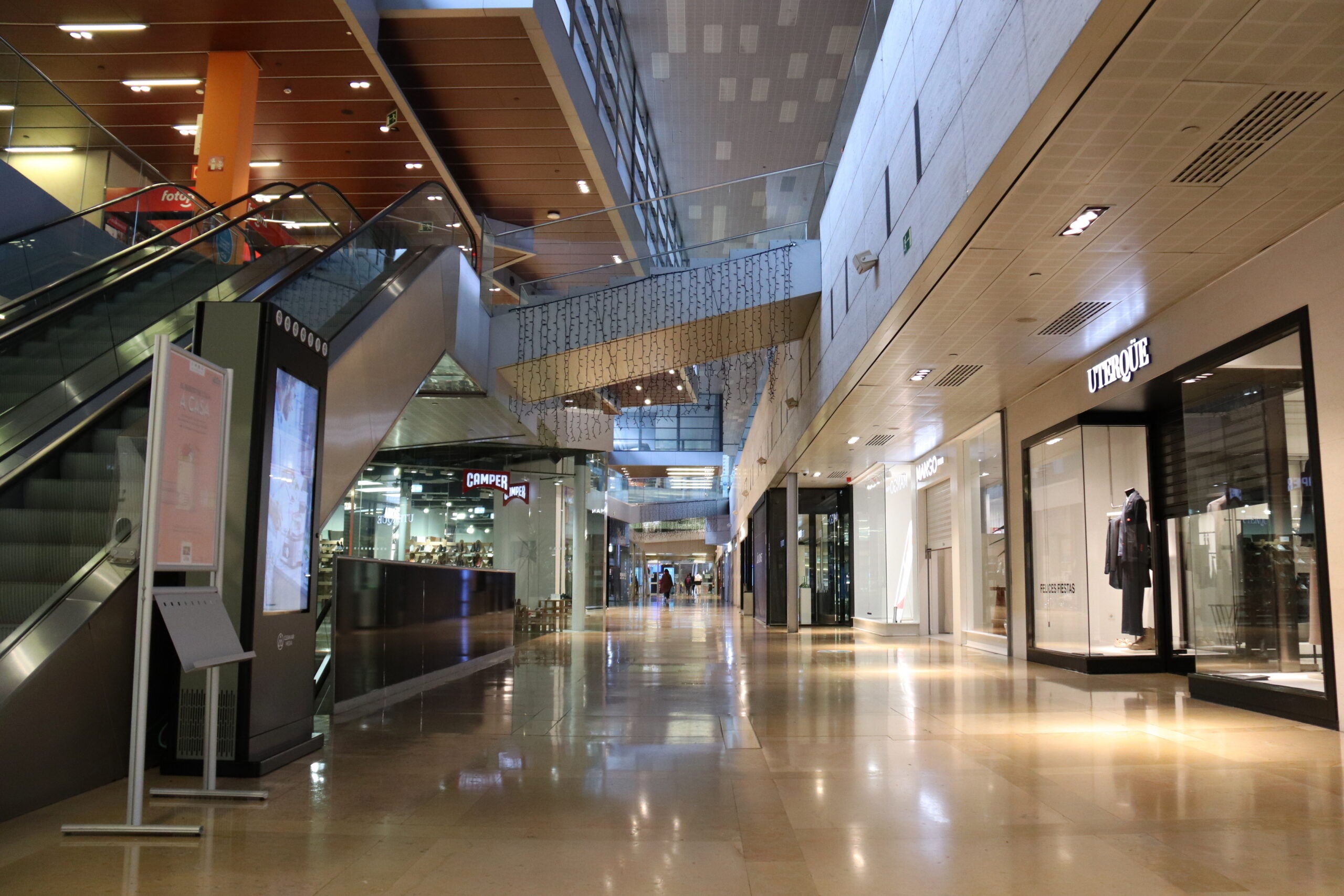 El centre comercial l'Ila Diagonal va acollir la primera botiga Party Fiesta 