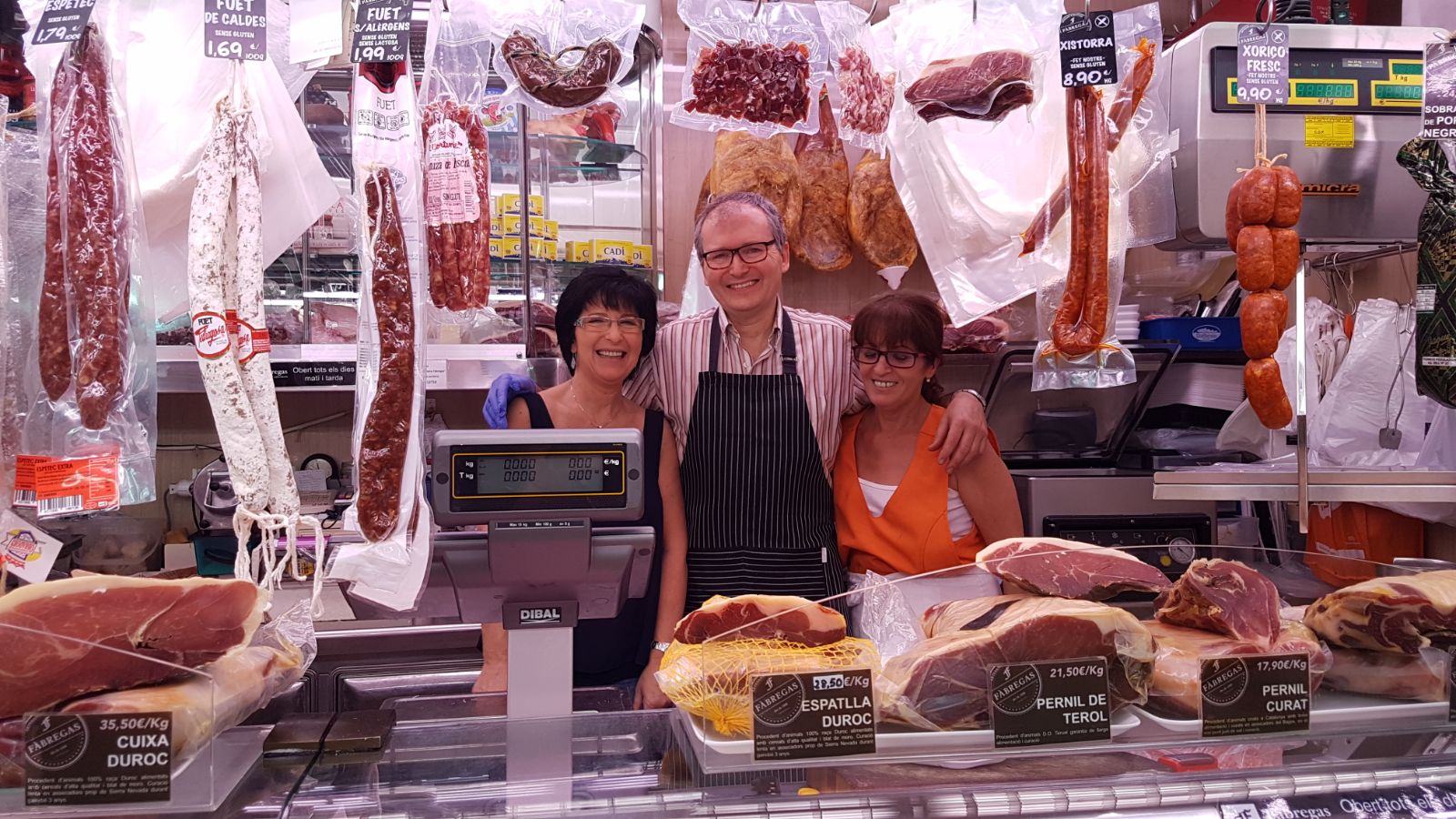 Parada de Fàbregas Xarcuters, guanyadors del concurs al millor farcit de Carnaval / Ajuntament de Barcelona