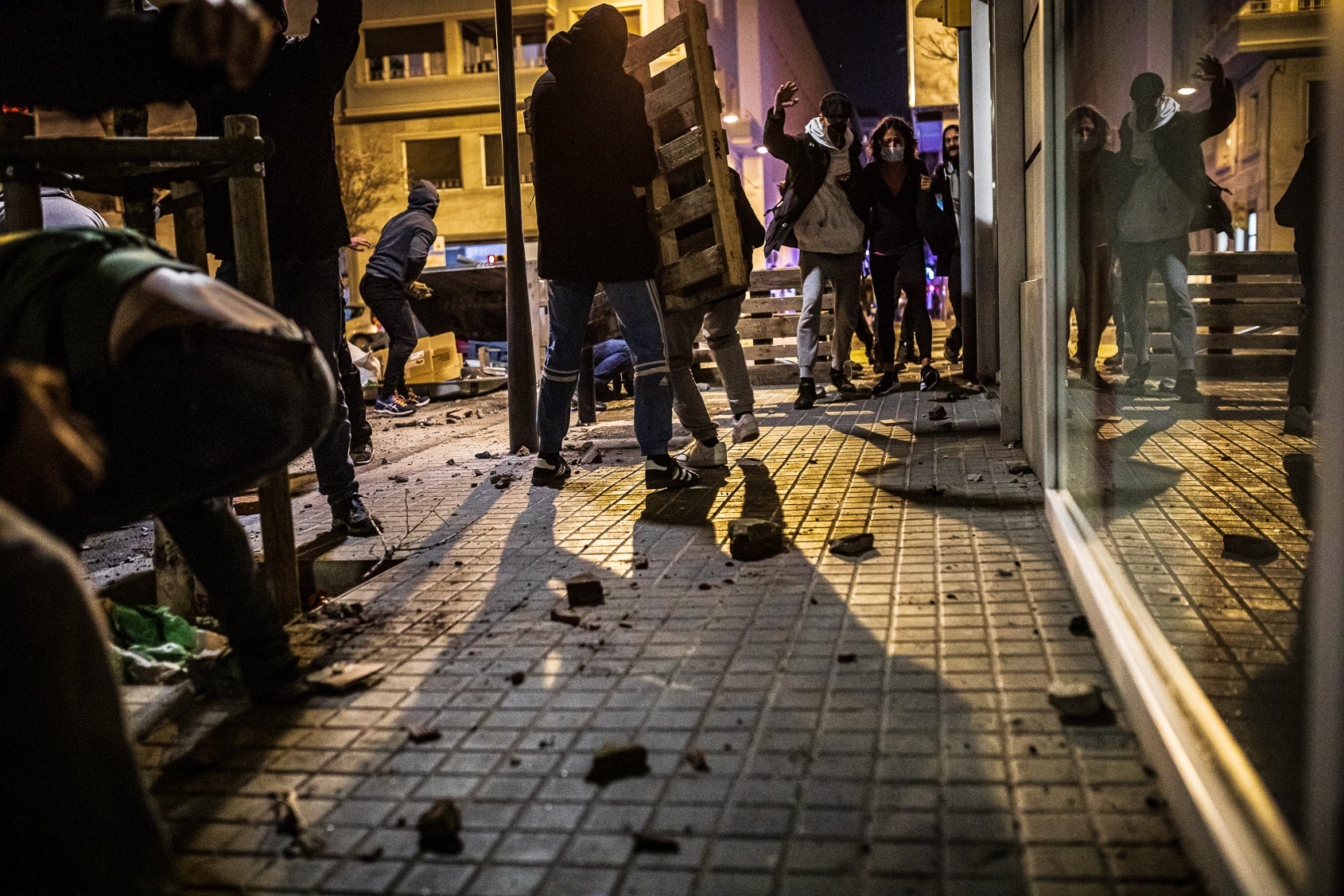 Aldarulls després de la manifestació de suport a Pablo Hasél / Jordi Borràs