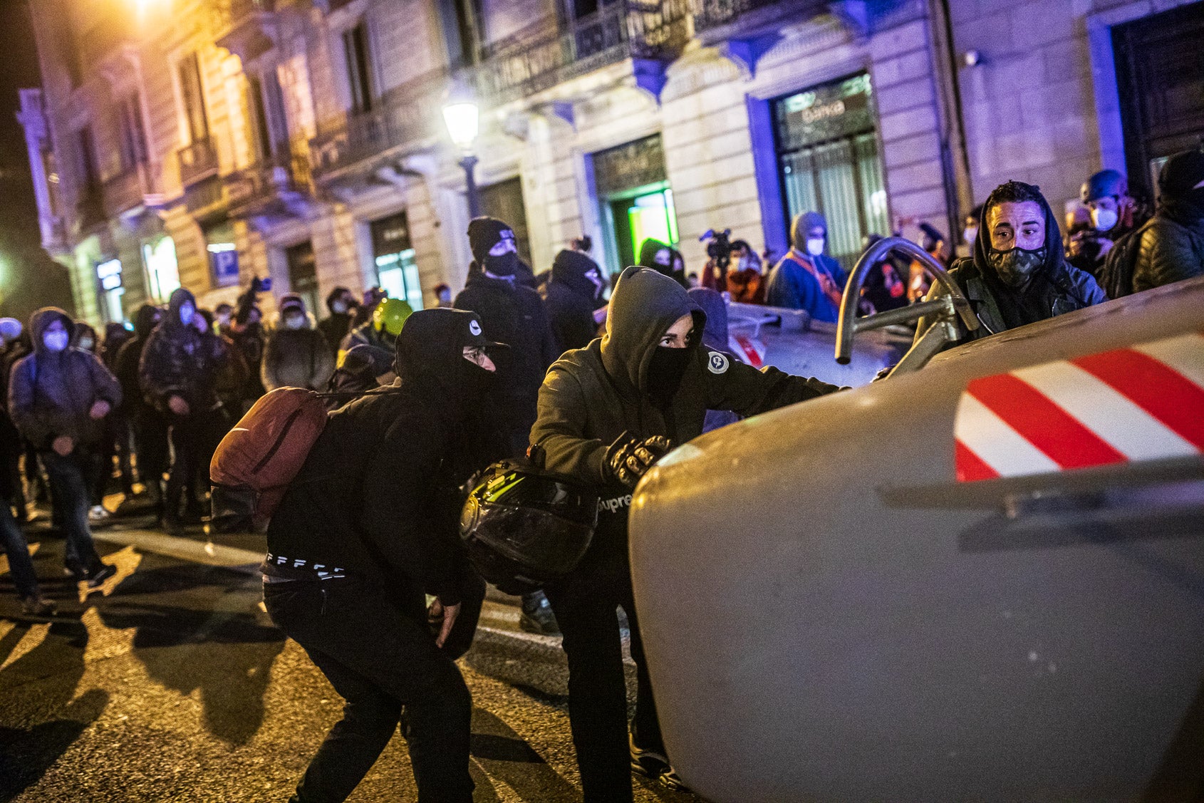 Aldarulls a Barcelona després de la manifestació en suport a Pablo Hasél / Jordi Borràs