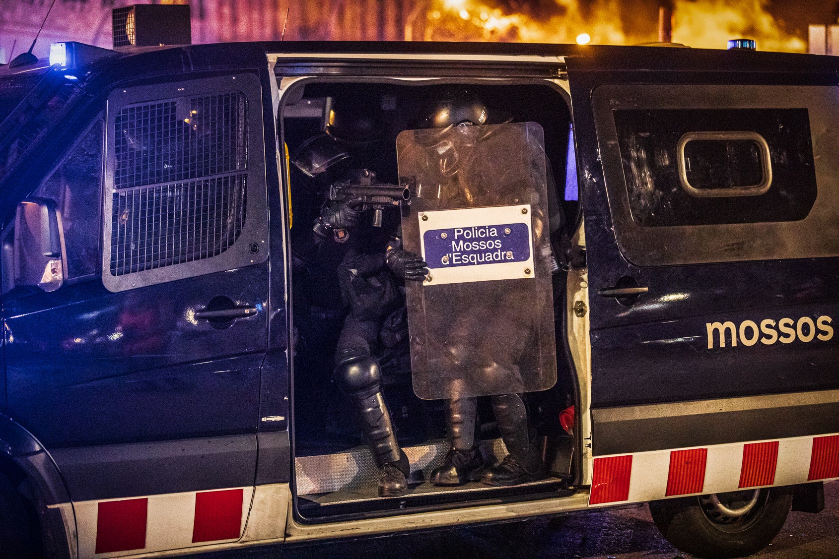 Aldarulls a Barcelona després de la manifestació en suport a Pablo Hasél / Jordi Borràs