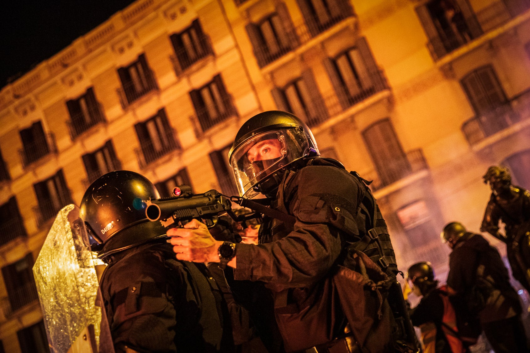 Aldarulls a Barcelona després de la manifestació en suport a Pablo Hasél / Jordi Borràs