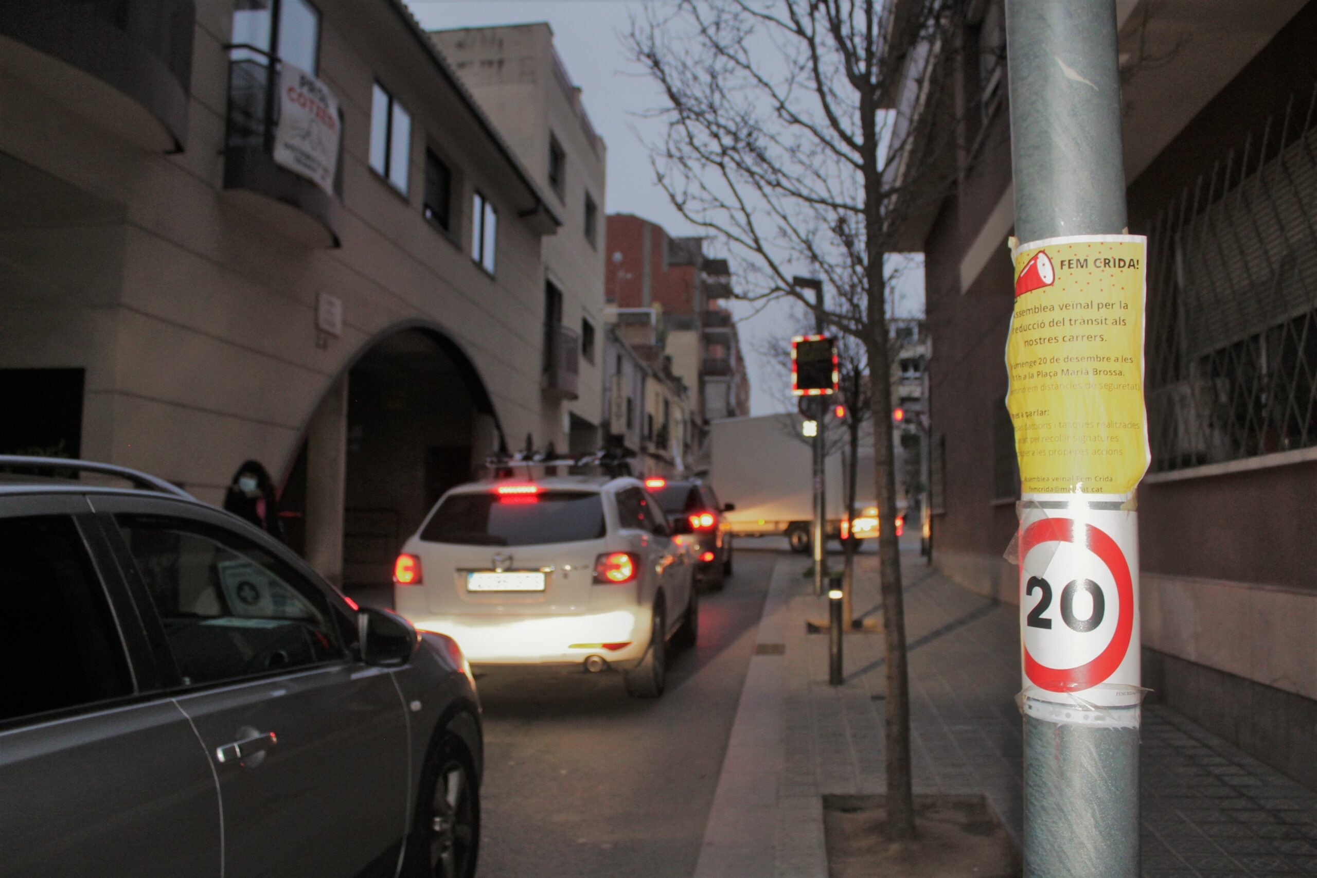 Cartells casolans contra l'increment del trànsit al casc antic de Sant Andreu / GGG