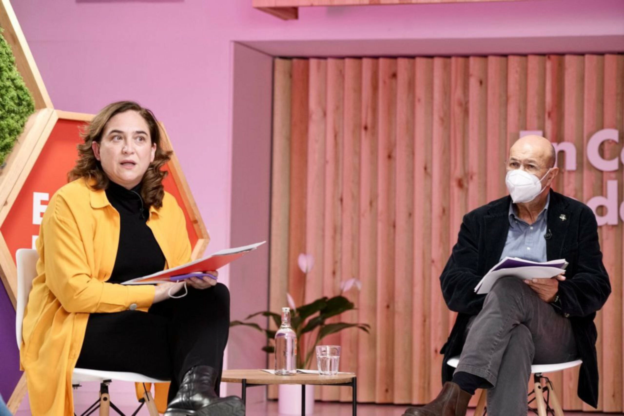 L'alcaldessa de Barcelona, Ada Colau, en un acte electoral del 14F / ACN