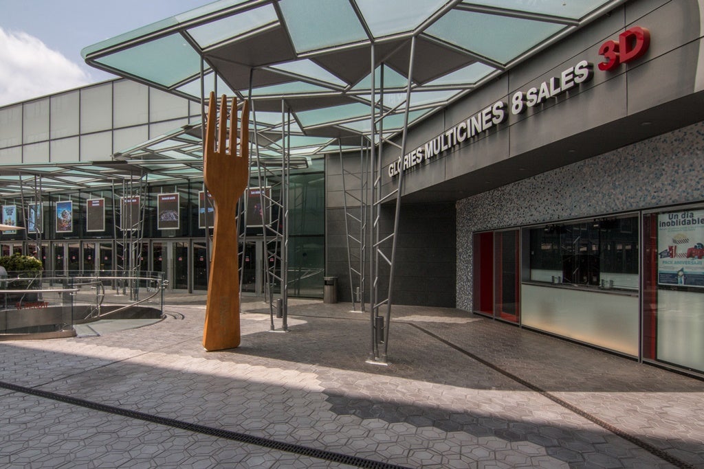 El cine de Balaña a les Glòries / Grup Balaña