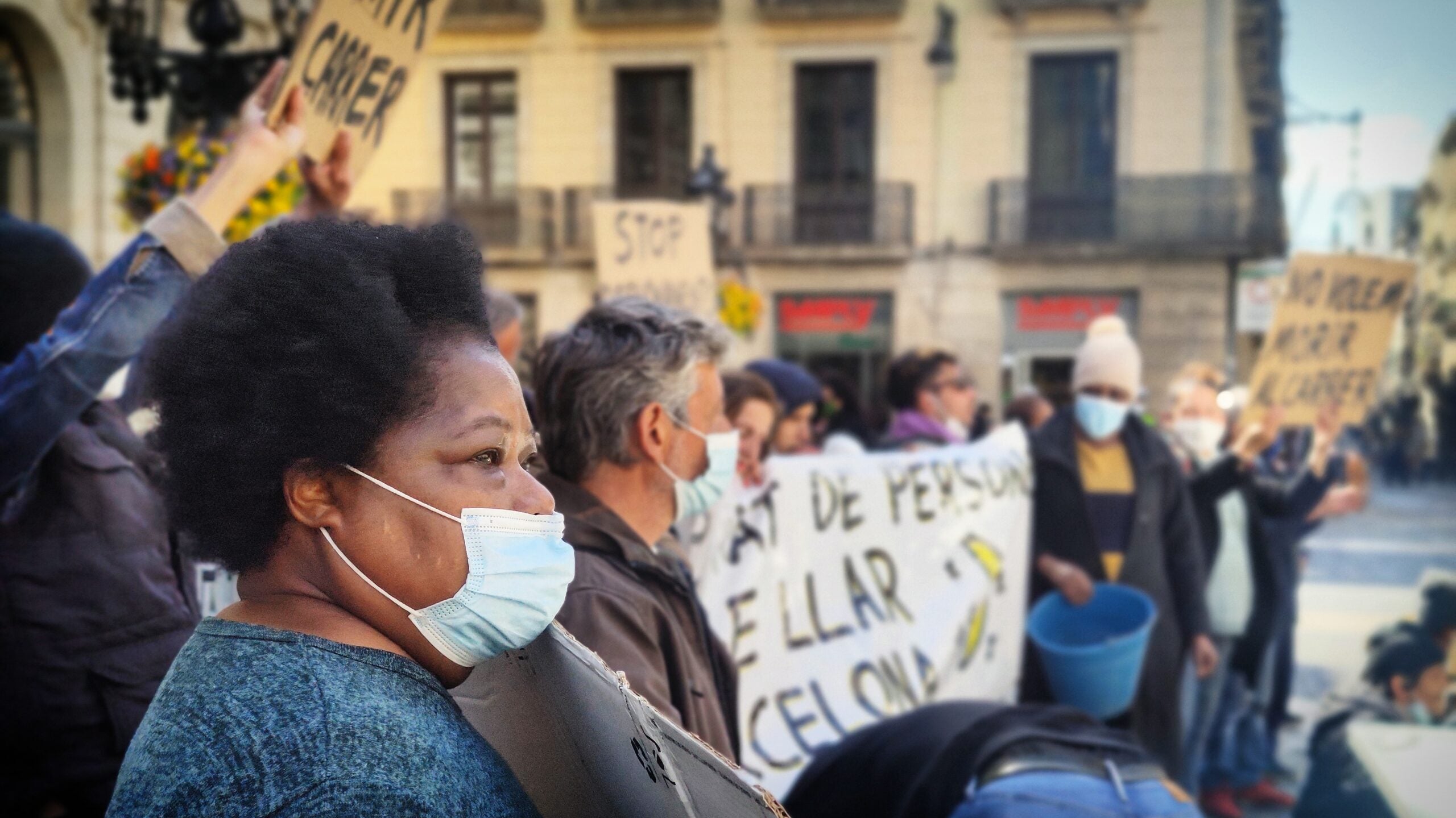 Neix el Sindicat de Persones Sense Llar, en una roda de premsa a la plaça Sant Jaume / D.C.