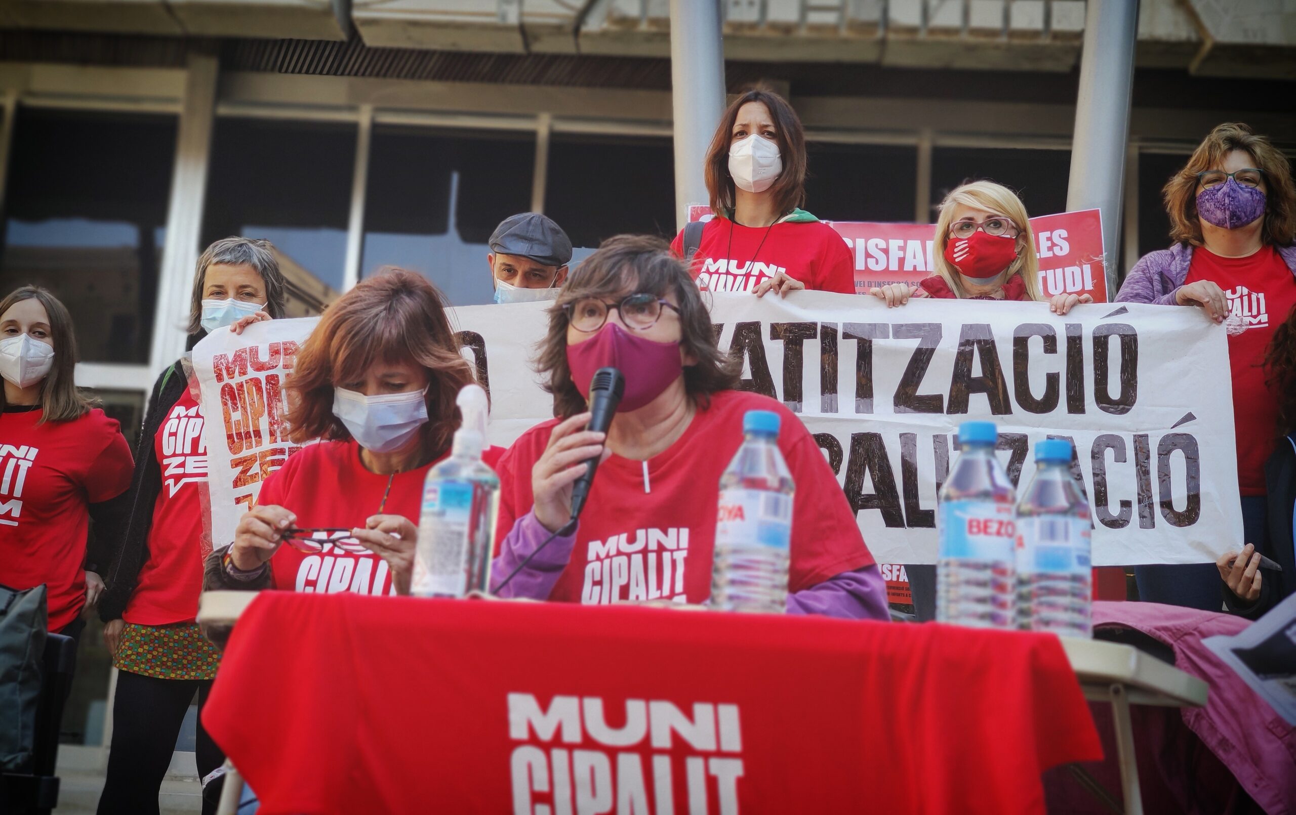 
Serveis de l'Ajuntament externalitzats s'uneixen per reclamar un pla clar perquè se'ls internalitzi / D.C.