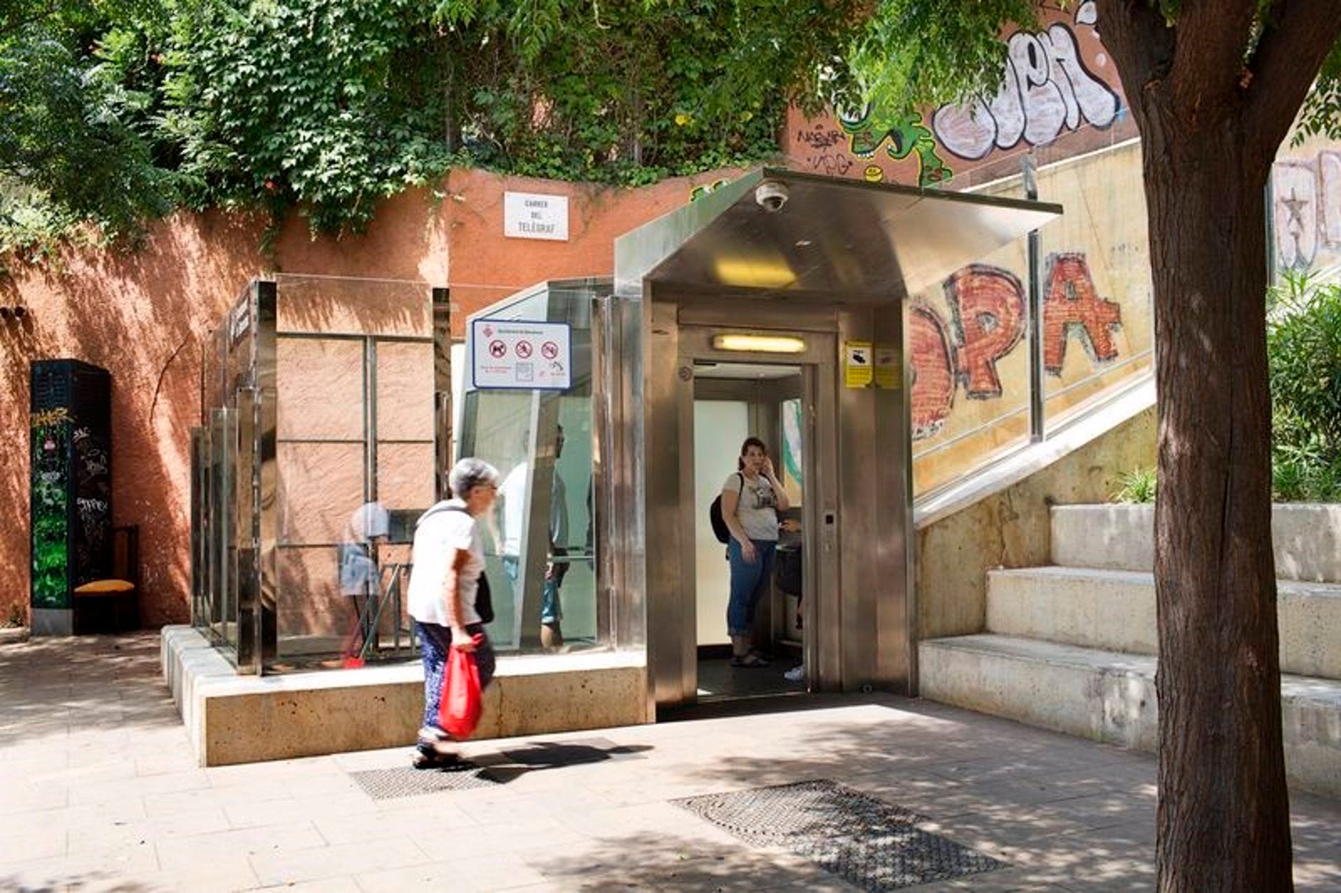 Els ascensors del carrer Taquígraf / Europa Press

