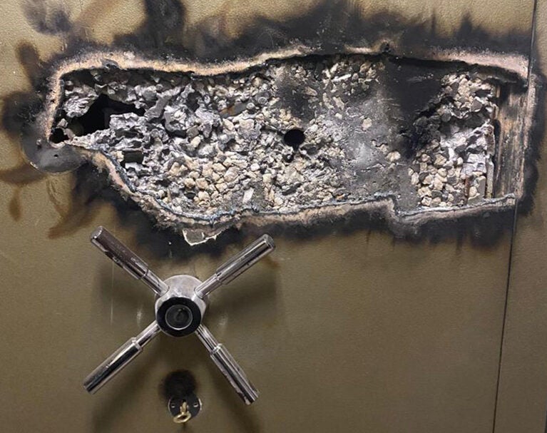 Robatori de joies en una casa de subhastes de Barcelona / Mossos d'Esquadra i CNP