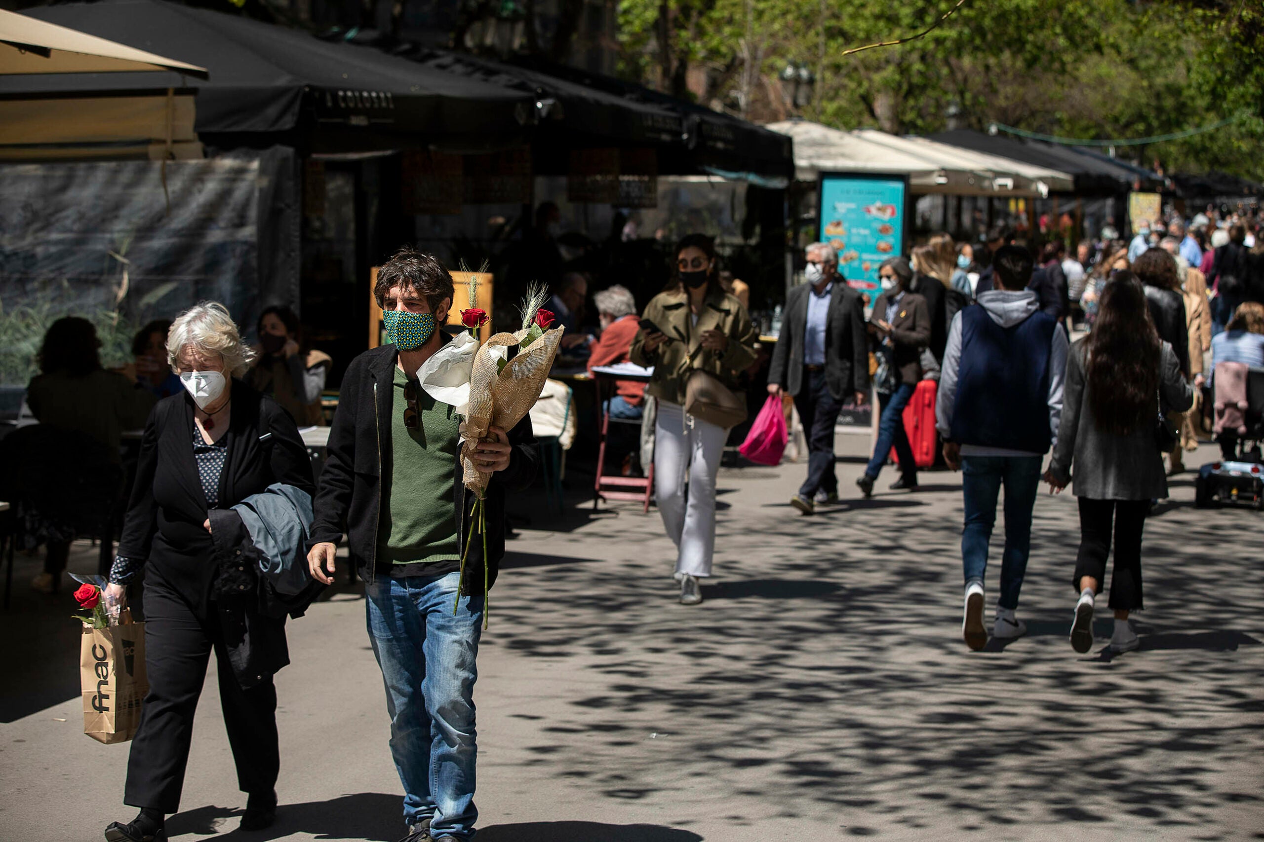 Sant Jordi 2021, en imatges / Jordi Play