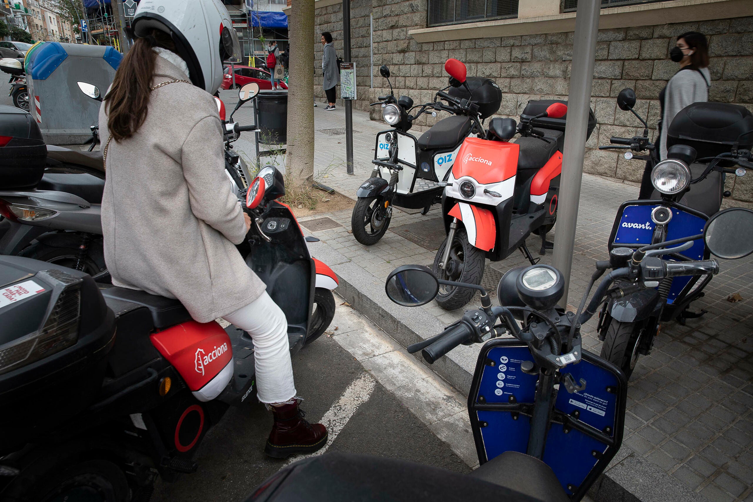 29.04.2021, Barcelona
Vehicles de Motosharing a la ciutat.
foto: Jordi Play