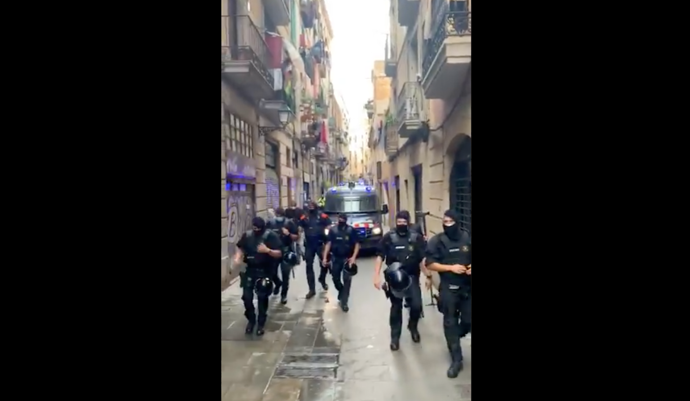 Desnonament al Raval, en una imatge d'arxiu / Raval Sindicat