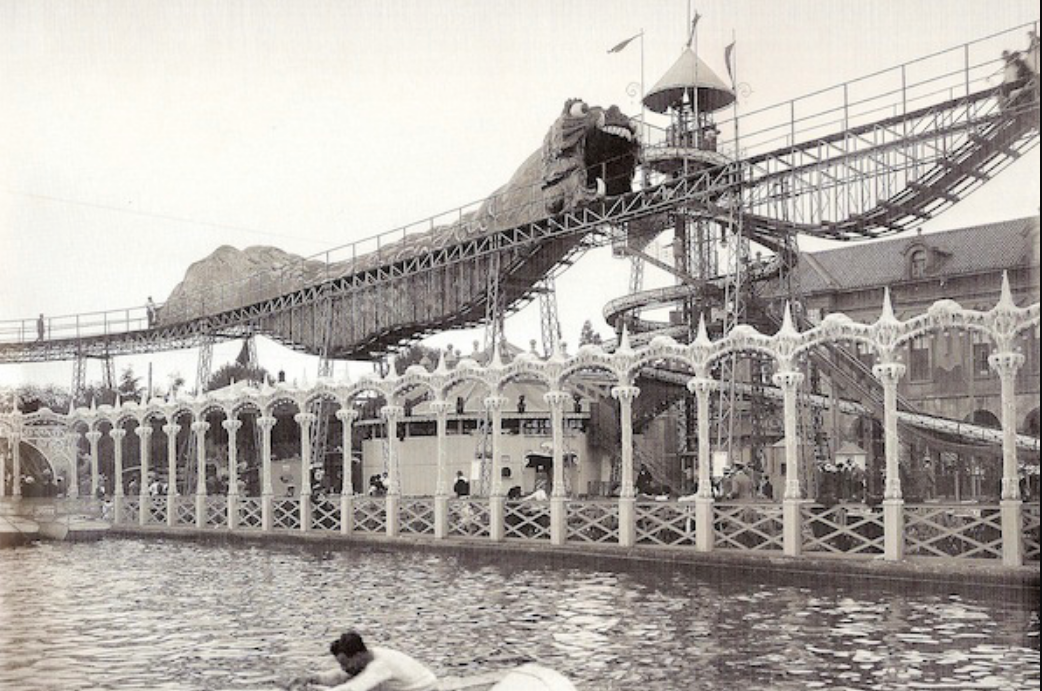 Saturno Park Gran Tobogan, inaugurat l'any 1911 Wikimedia Commons
