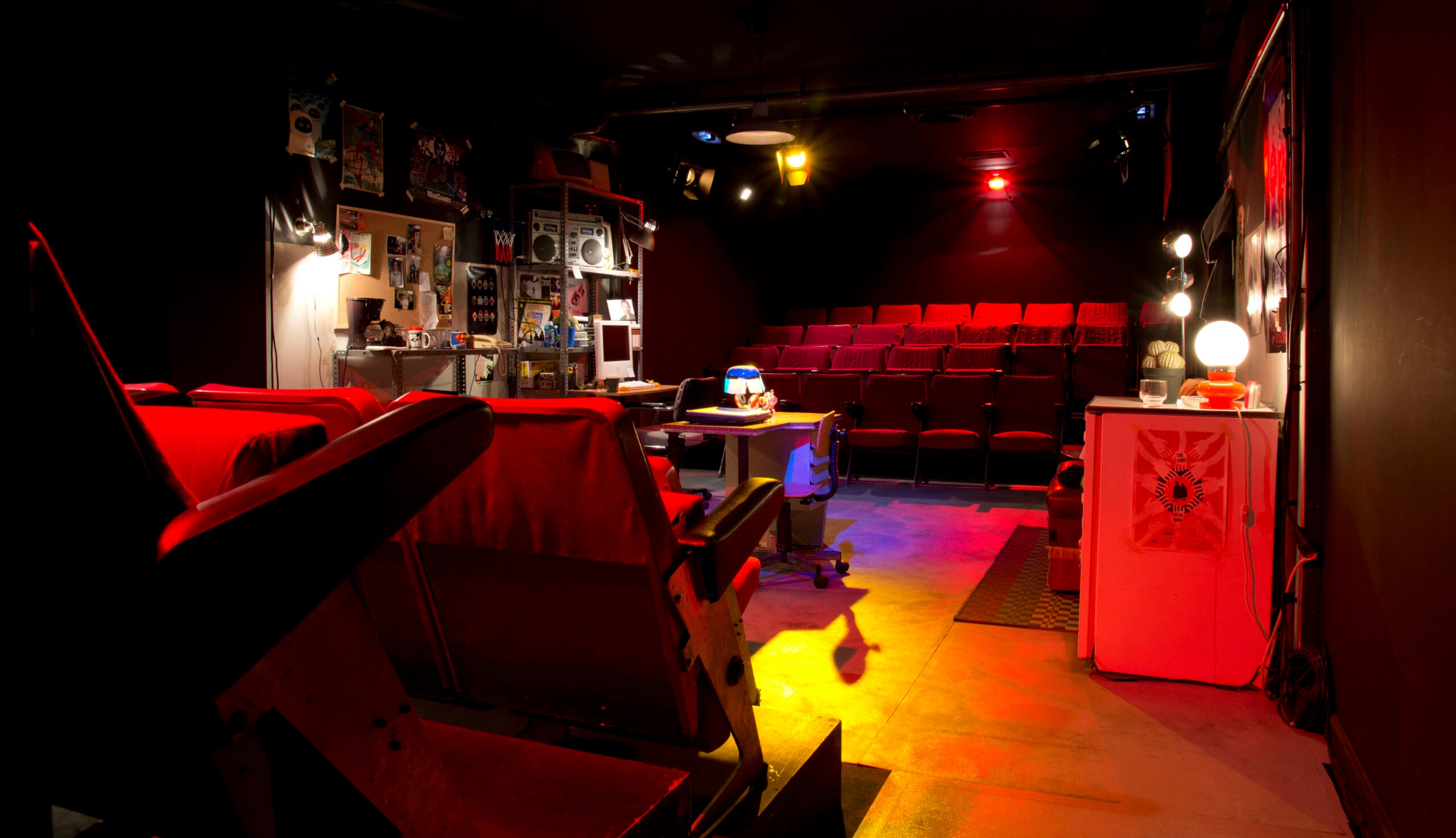 Sala Flyhard espai escènic