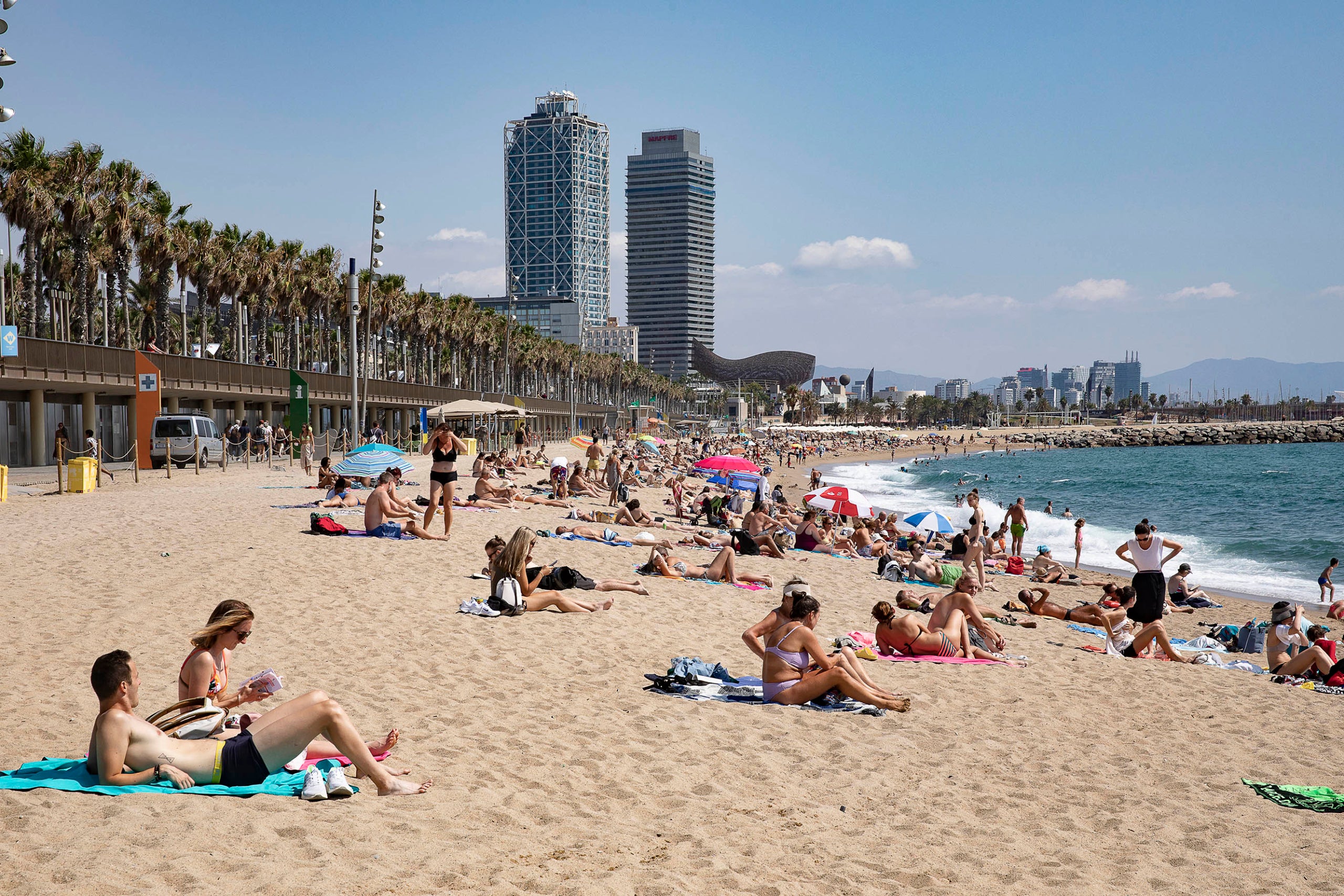 La platja de la Barceloneta en una imatge d'arxiu / Jordi Play