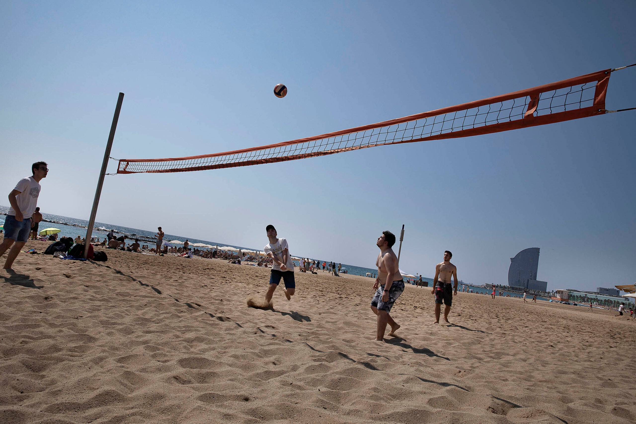 Platja de La Barceloneta, estiu del 2021 / Jordi Play