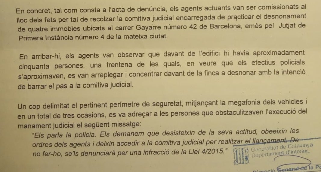 Fragment de la denúncia per intentat aturar un desnonament a Sants / Cedida