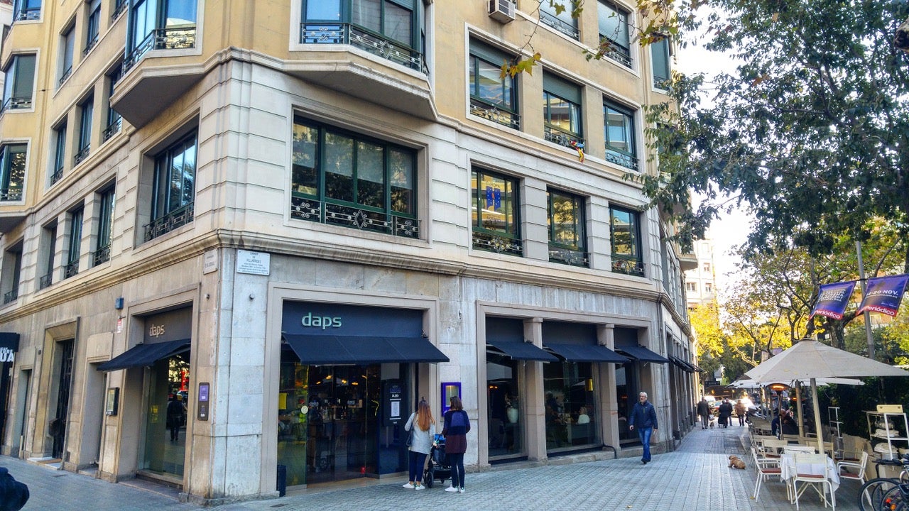 Aquí s'ubicava l'antic restaurant Finisterre de Barcelona VIKIPÈDIA