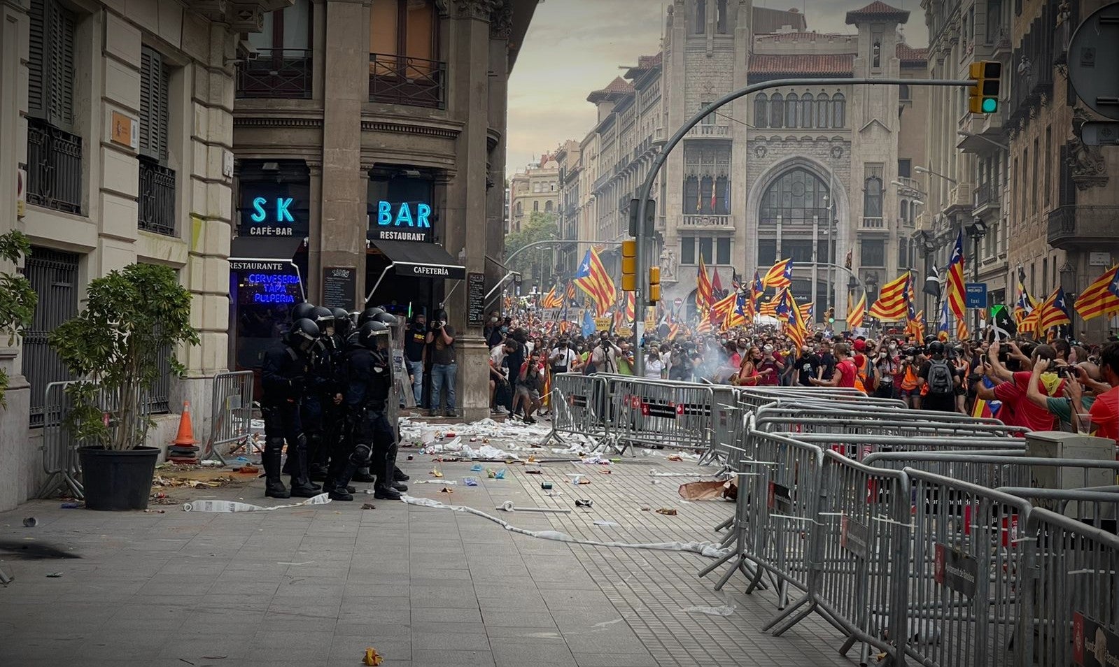 Imatge d'arxiu d'una protesta recent davant la prefectura de la Policia Nacional / Quico Sallés