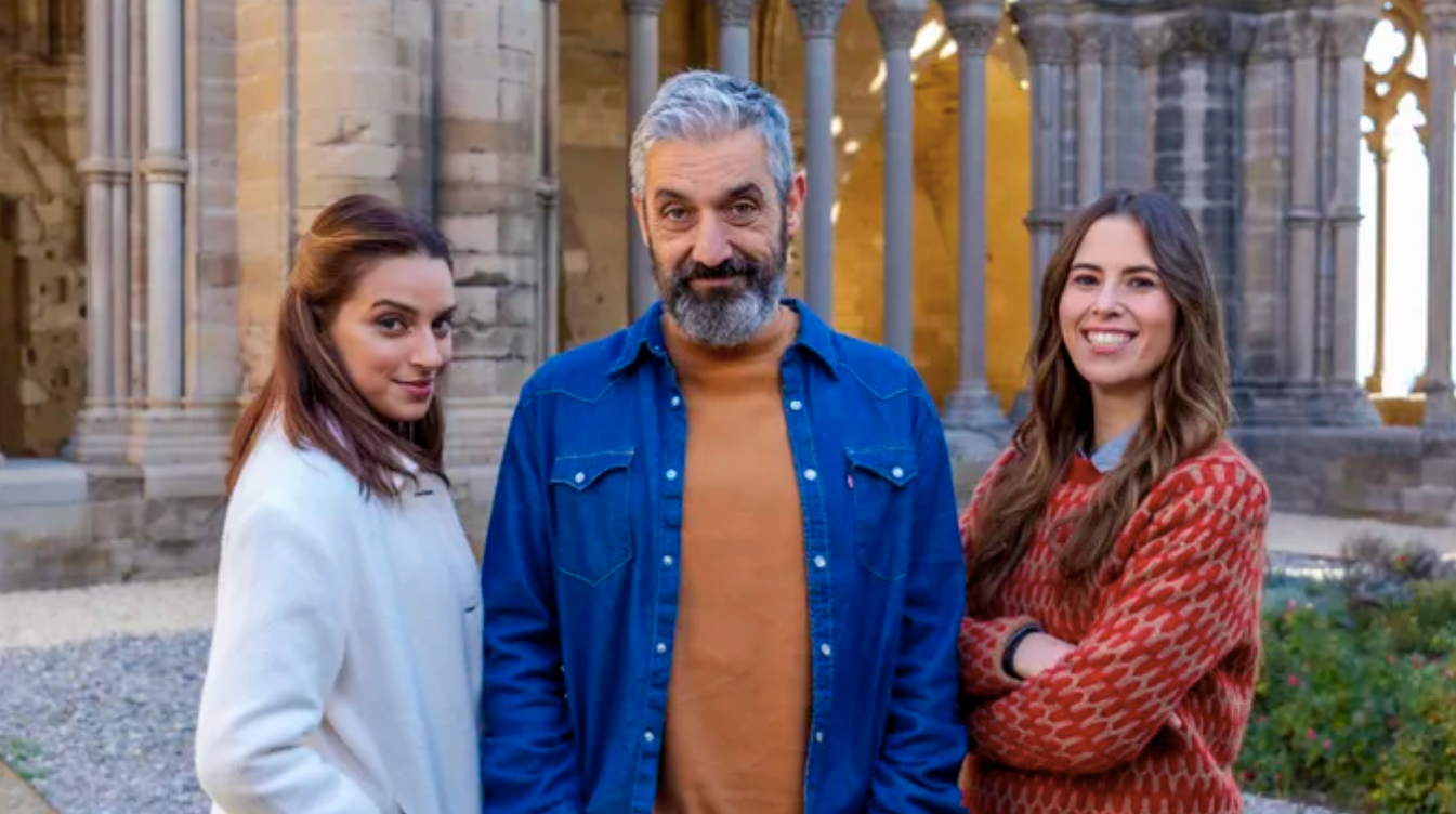 Laia Fontàn, Roger de Gràcia i Candela Figueras, presentadors de 'Batalla monumental' / CCMA