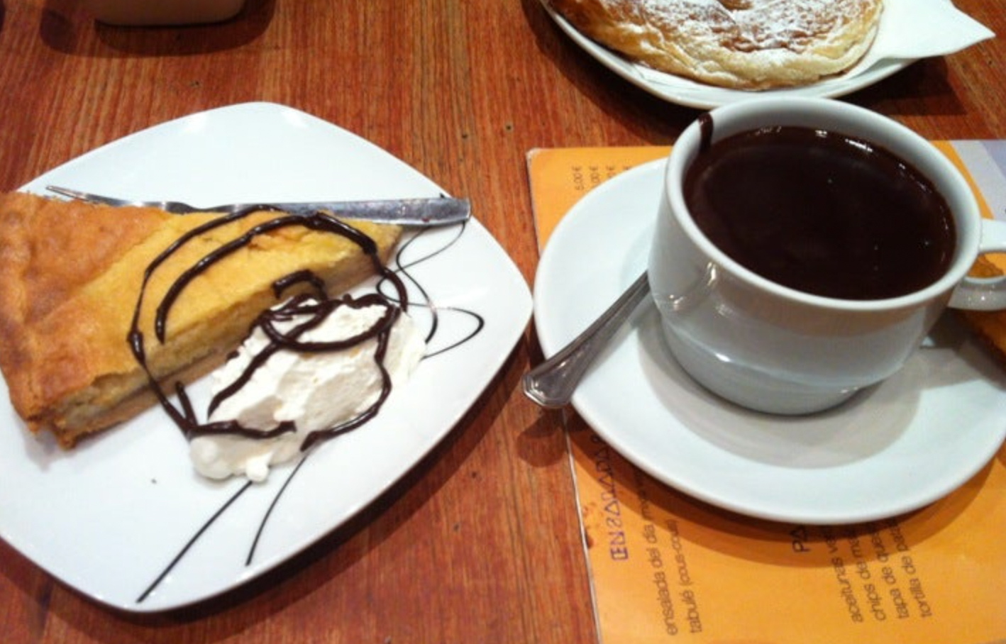 Xocolata de la granja La Nena, a la vila de Gràcia LA NENA