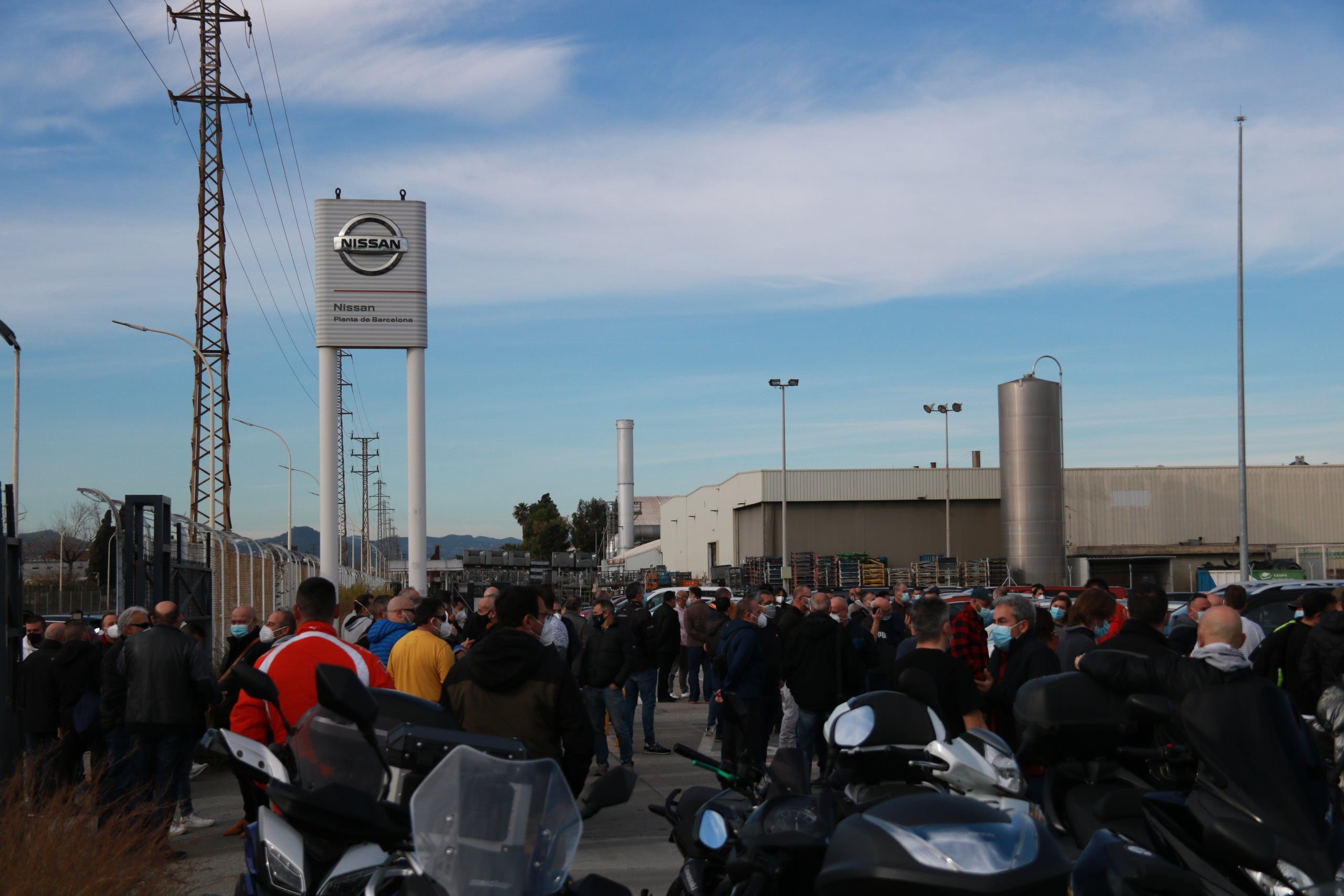 Treballadors de Nissan, concentrats a la planta de la Zona Franca / Albert Cadanet / ACN