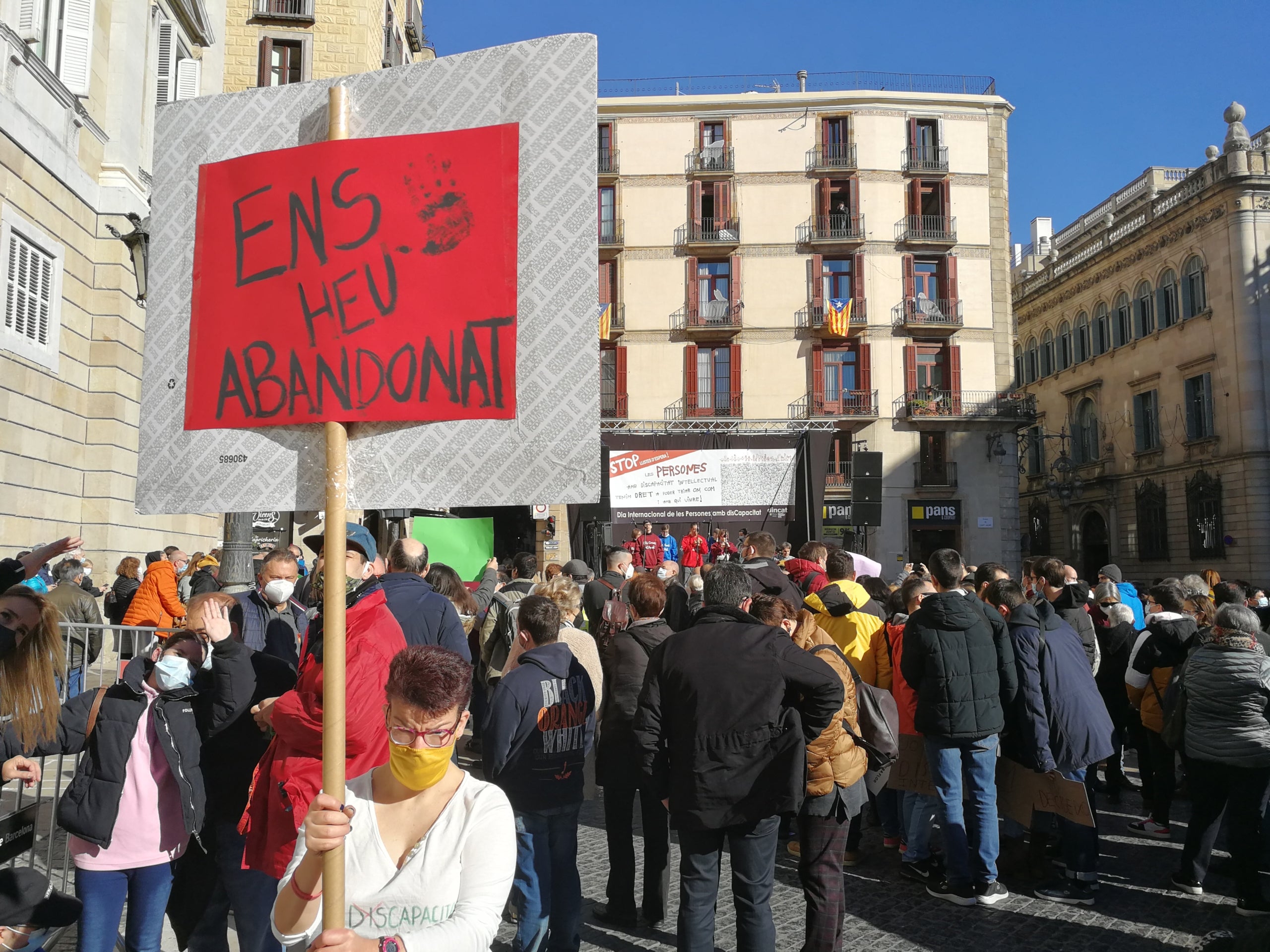 La llista d'espera per accedir a places residencials per a persones amb discapacitat intel·lectual és encara major; Manifestació del desembre de 2021 | TOT Barcelona