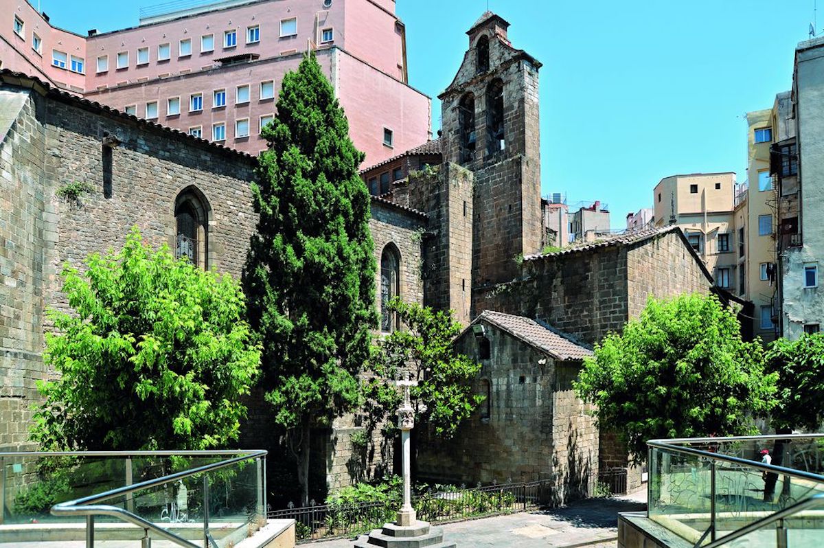 Entorn del complex parroquial de Santa Anna / Barcelona Imatges - Antonio Lajusticia