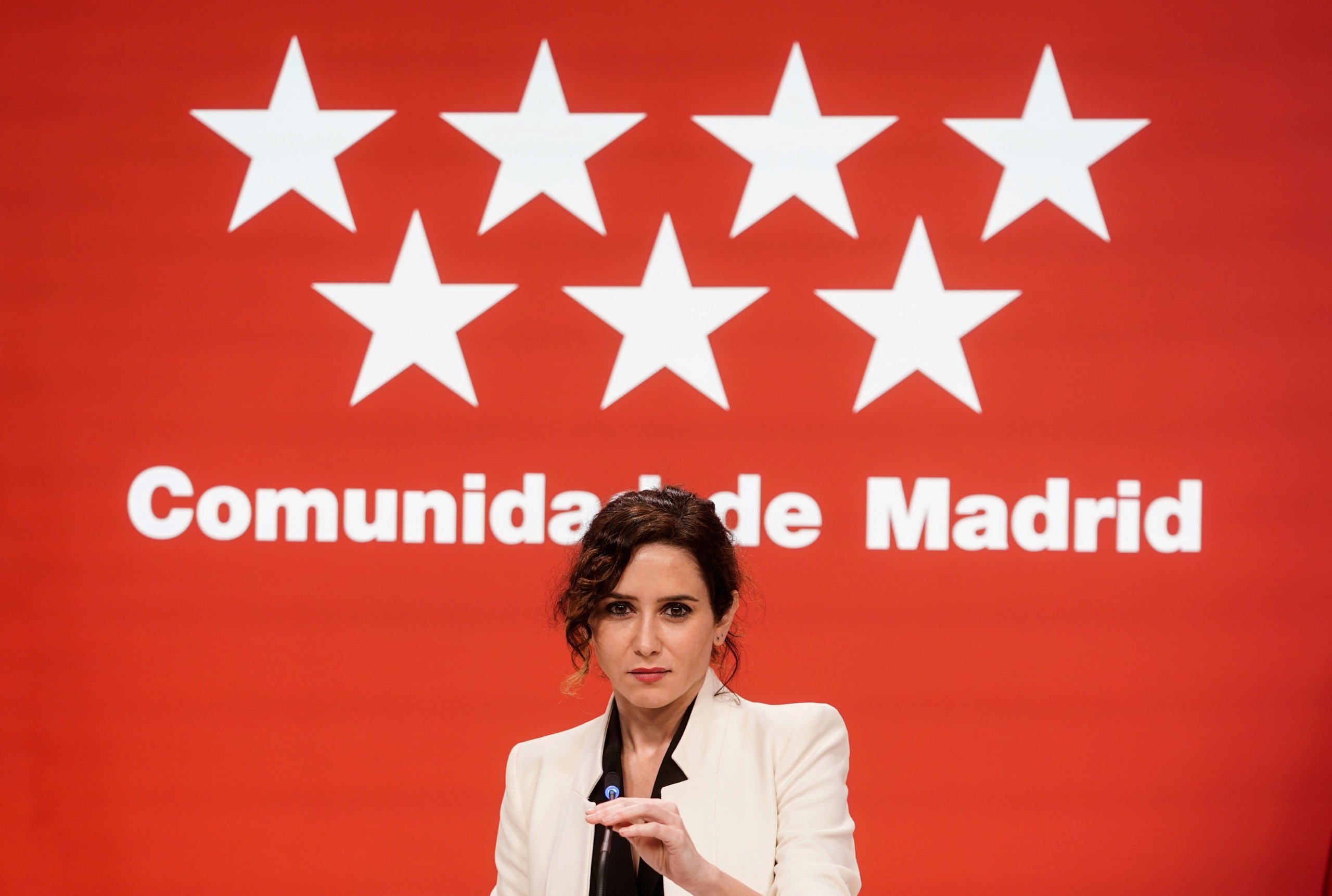 La presidenta de la Comunitat de Madrid, Isabel Díaz Ayuso, durant una roda de premsa / Comunitat de Madrid