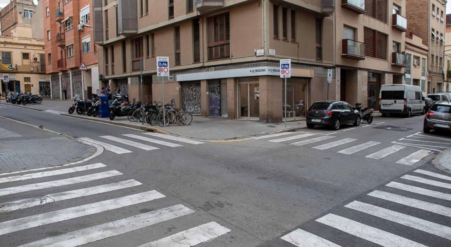 Carrer de la muntanya, al barri del Camp de l'Arpa del Clot / Ajuntament de Barcelona