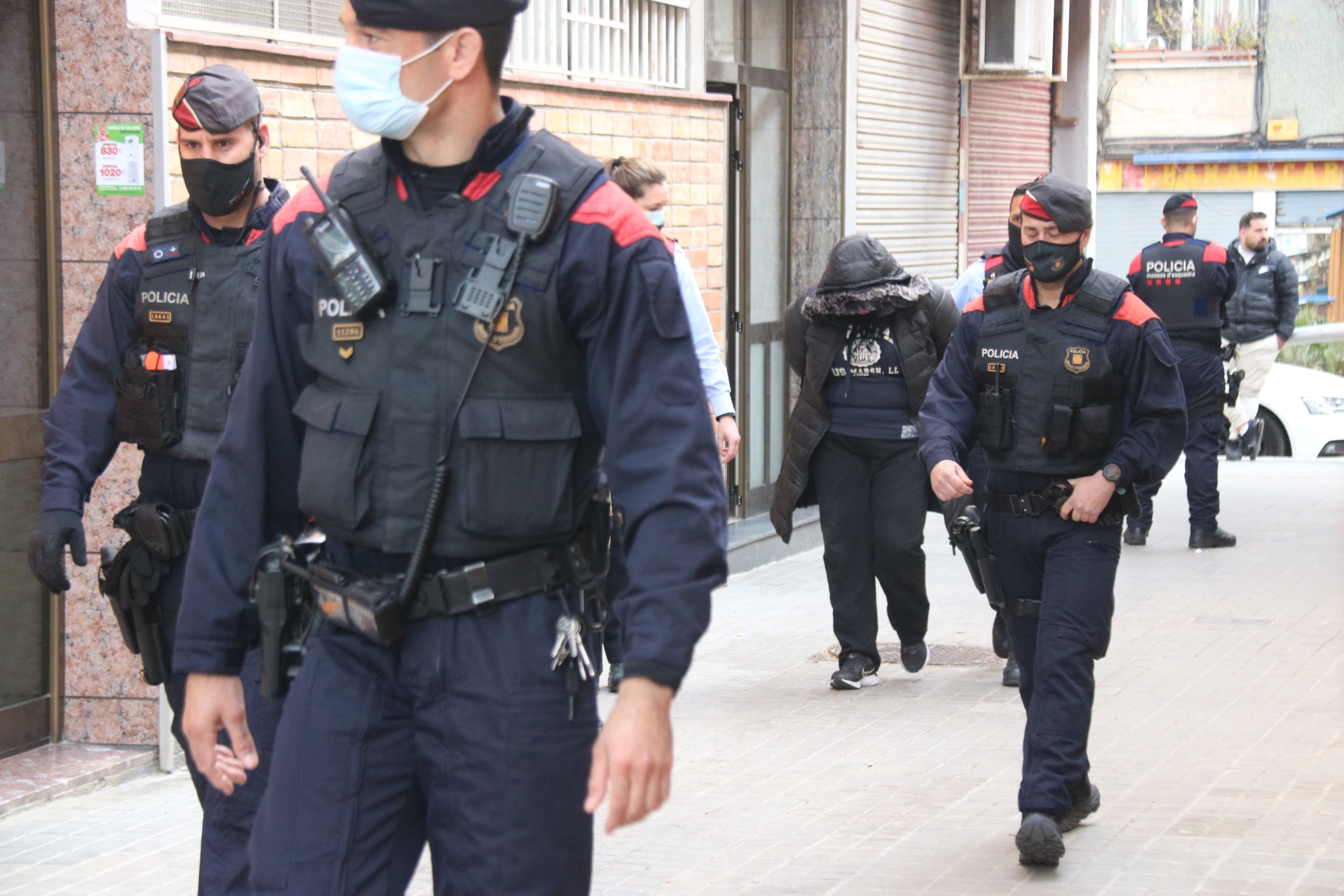 Detenció a la Rambla Prim en la segona batuda antidroga al Besòs / ACN