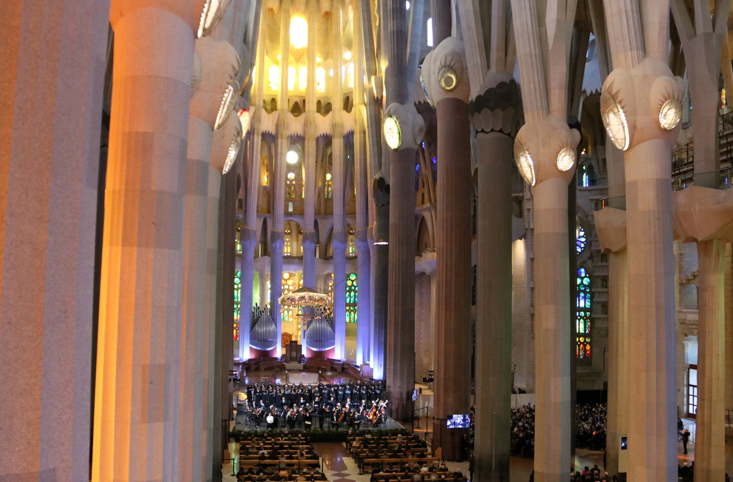 Imatge d'arxiu de l'Orquestra Simfònica del Vallès i el Cor de Cambra de Granollers en el tradicional concert de Setmana Santa a la Sagrada Família / ACN