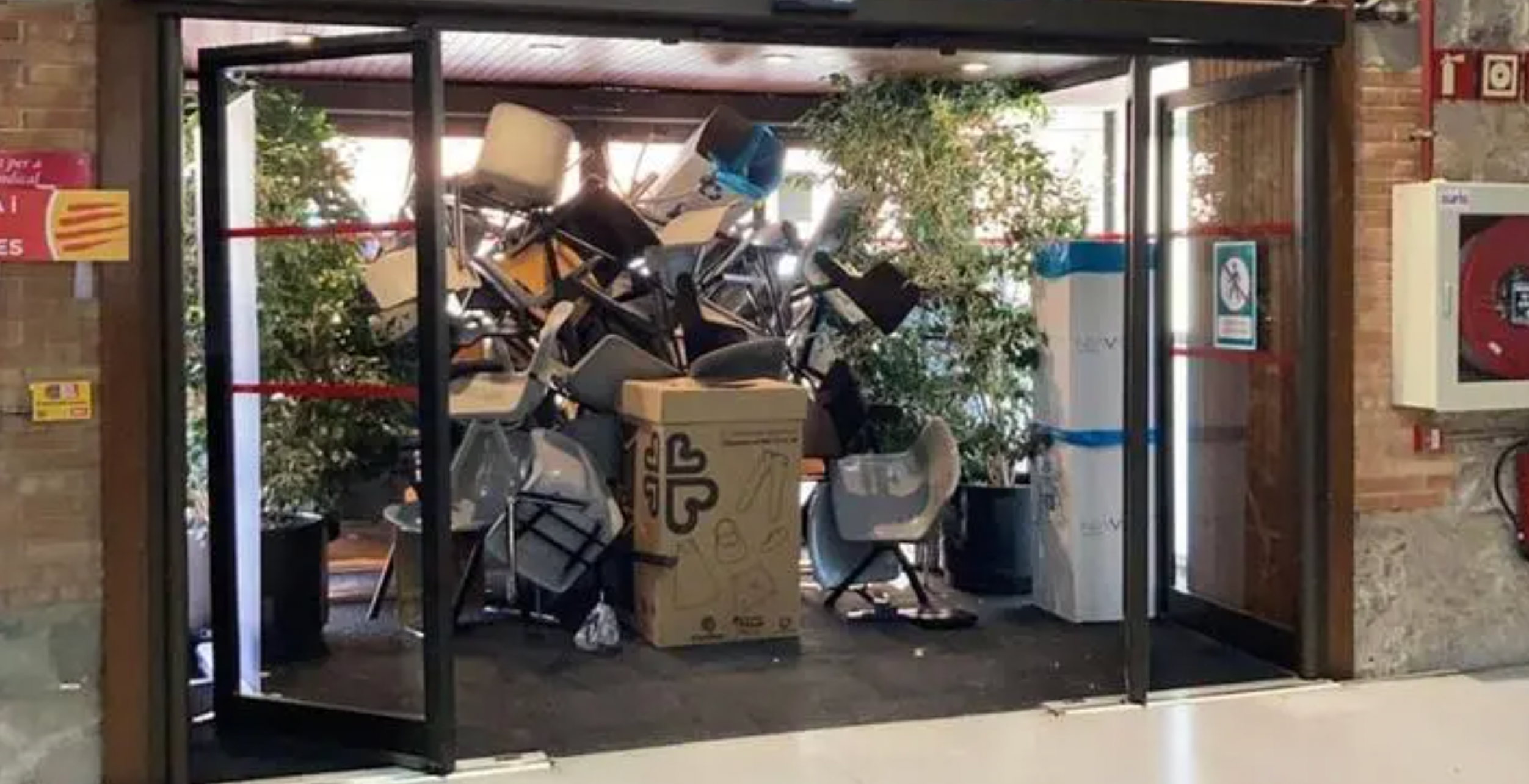 Barricada al campus de la UPF ACN