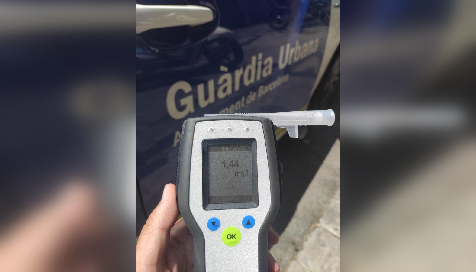 Detingut per un accident de cotxe i sextuplicar la taxa d'alcoholèmia / Guàrdia Urbana de Barcelona