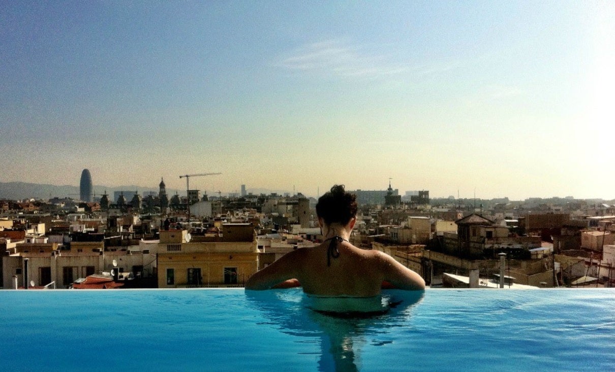 La piscina del Grand Hotel Central de Barcelona