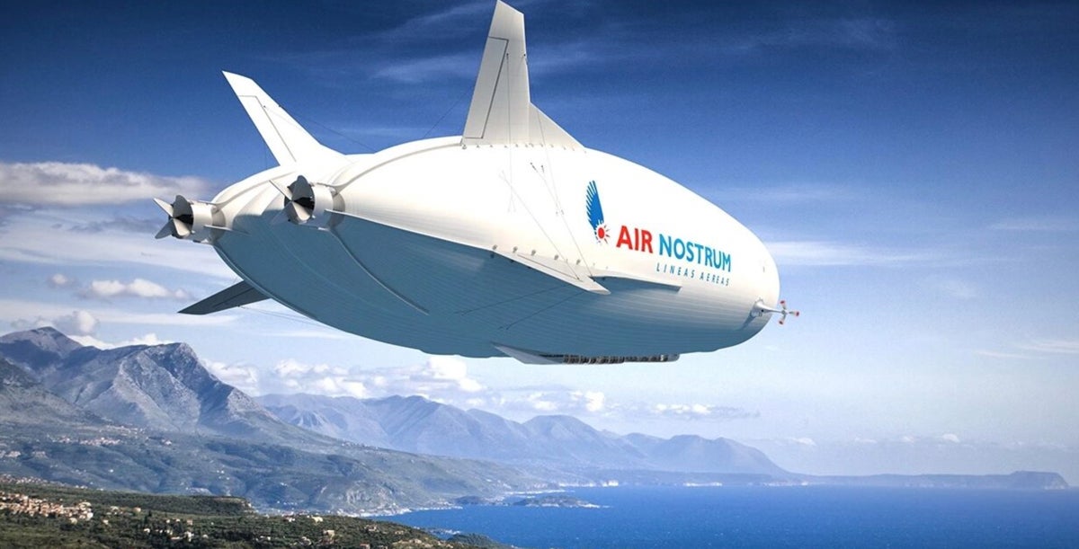 La companyia valenciana Air Nostrum ha signat un acord amb l’empresa britànica Hybrid Air Vehicles