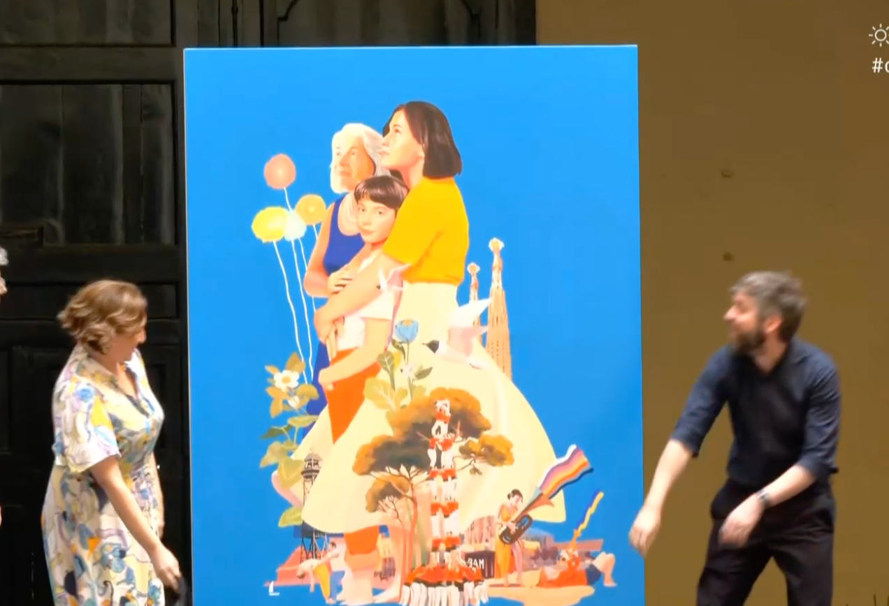 L'alcaldessa Ada Colau i el dissenyador David de las Heras descobreixen el cartell de la Mercè 2022 / betevé
