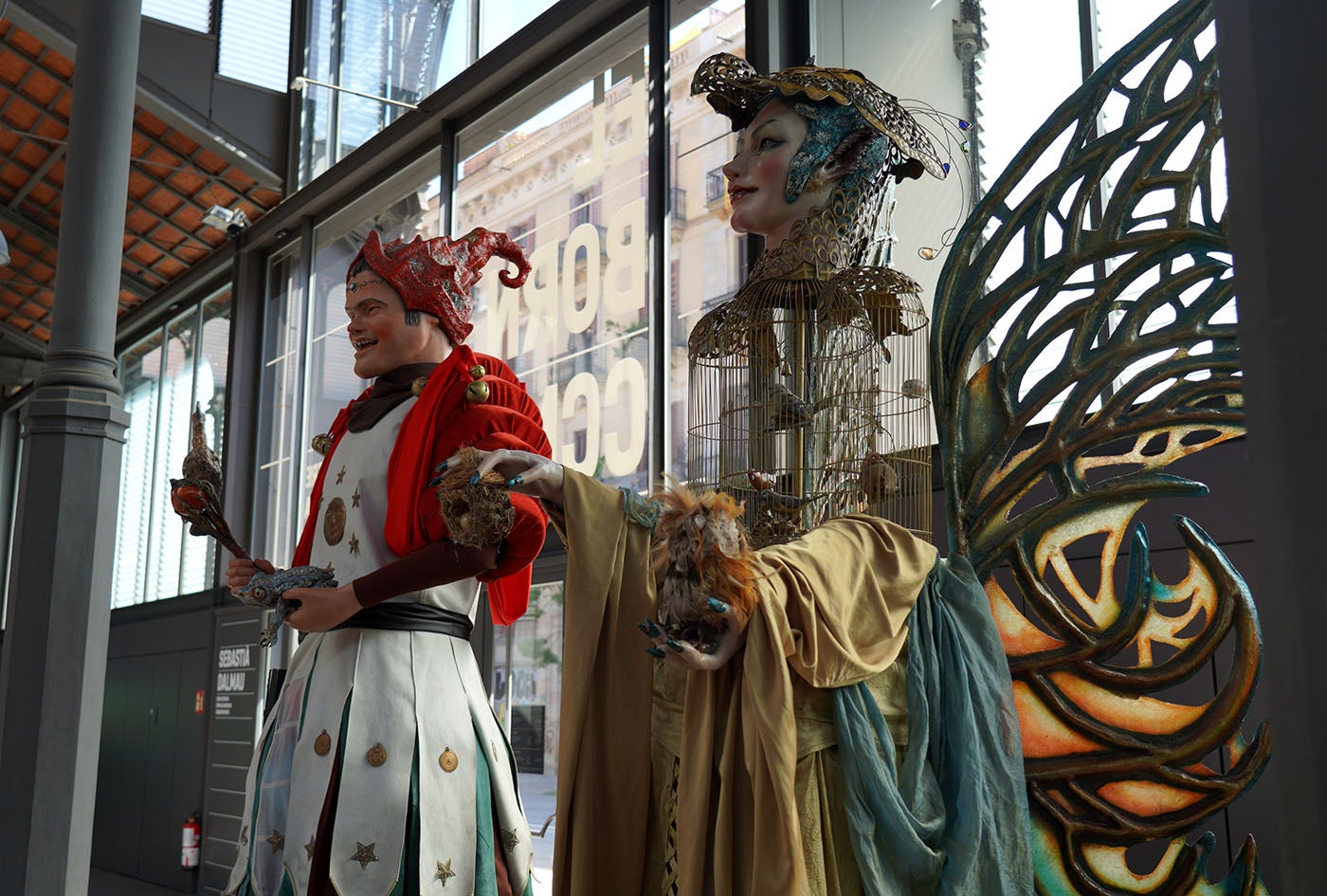 Gegants i bèsties barcelonines s’exposen per La Mercè