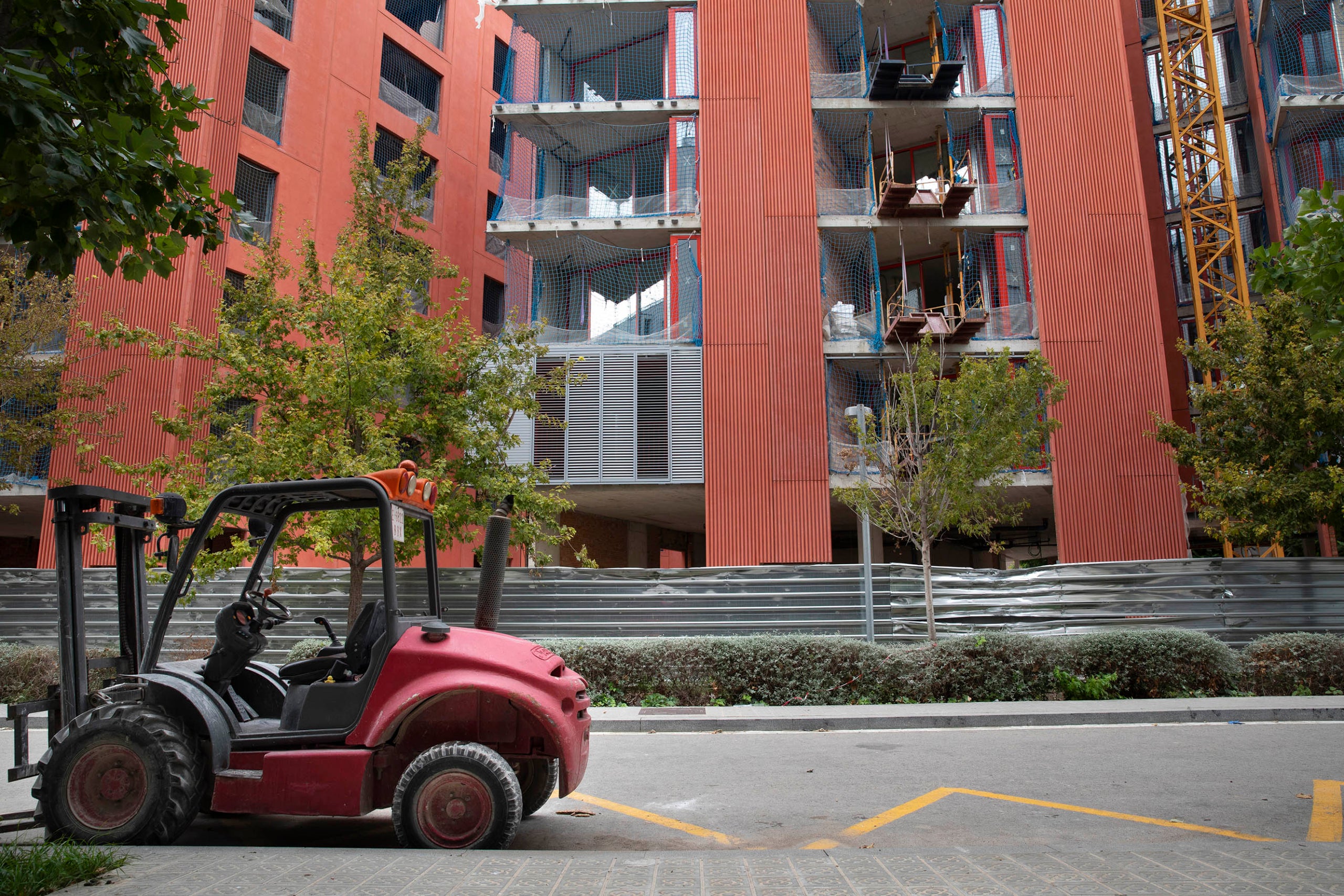 Creixement urbanístic al barri de la Marina de Prat Vermell. Obres, construcció, habitatge social,