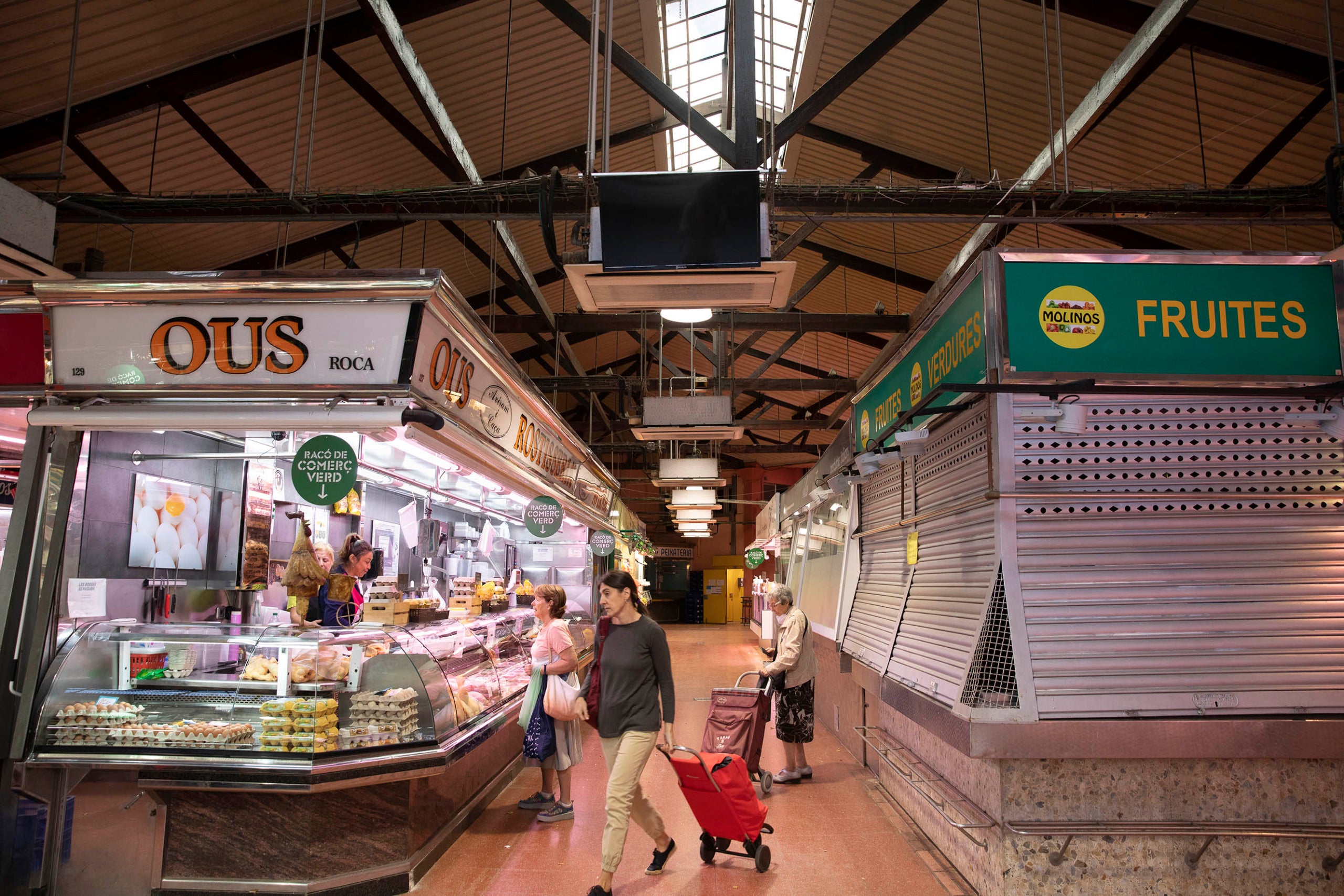 El Mercat de l'Estrella, al districte de Gràcia, espera el seu trasllat temporal per reformes.