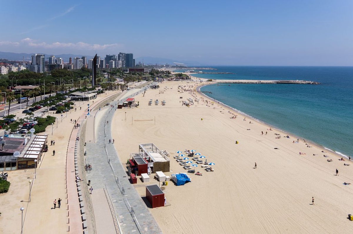 La platja de Bogatell en una imatge d'arxiu / Ajuntament de Barcelona