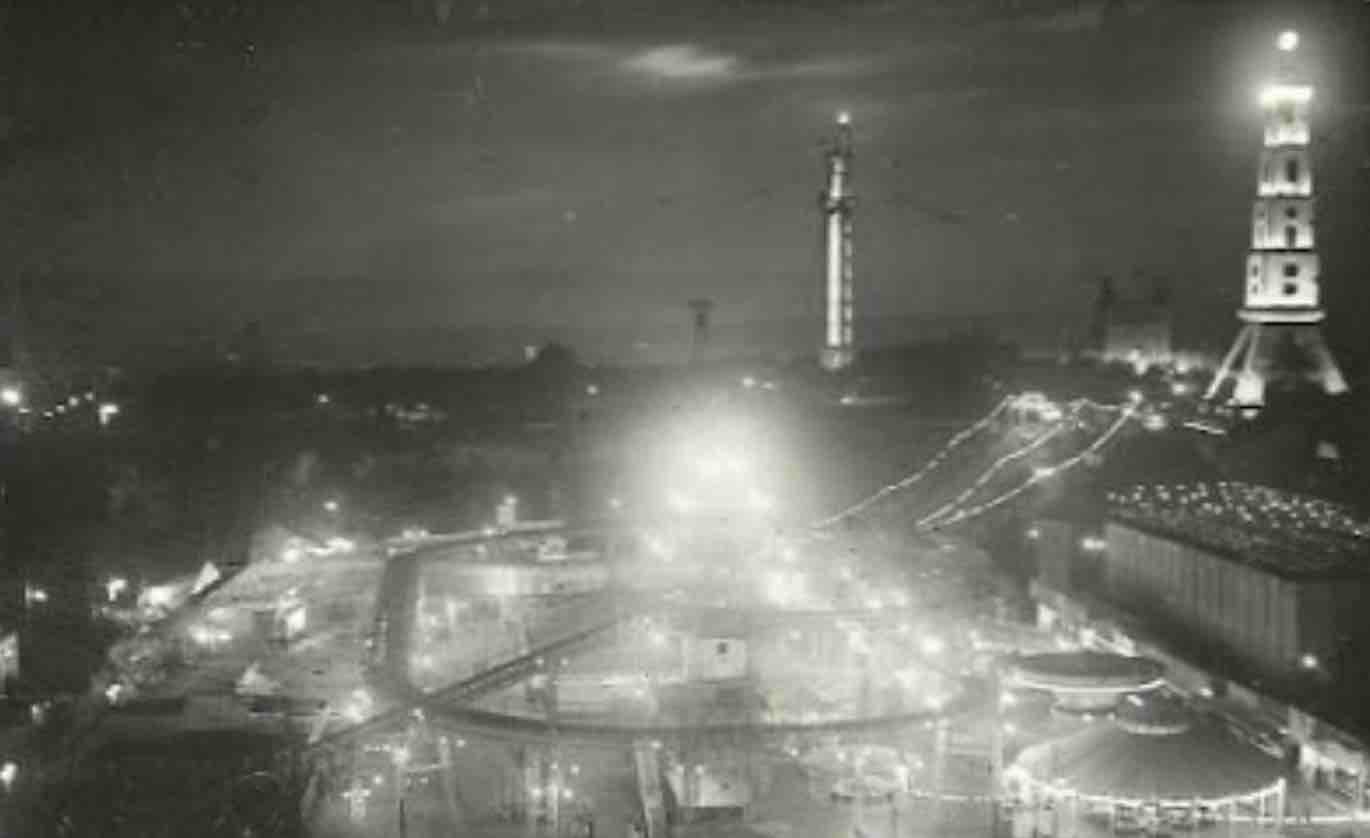 Parc d'atraccions de la Foixarda il·luminat l'any 1929 